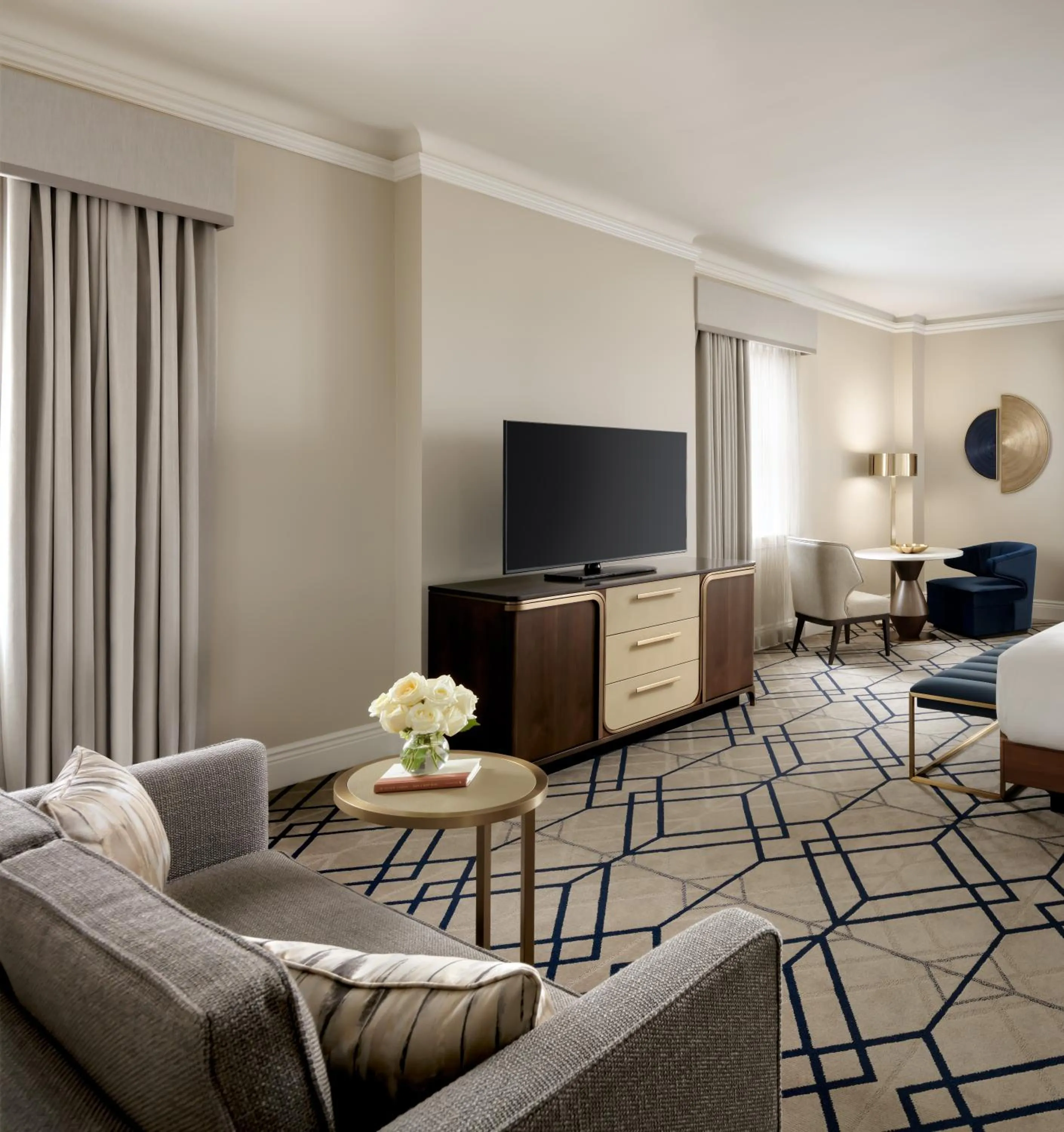 Seating area in Fairmont Hotel Macdonald