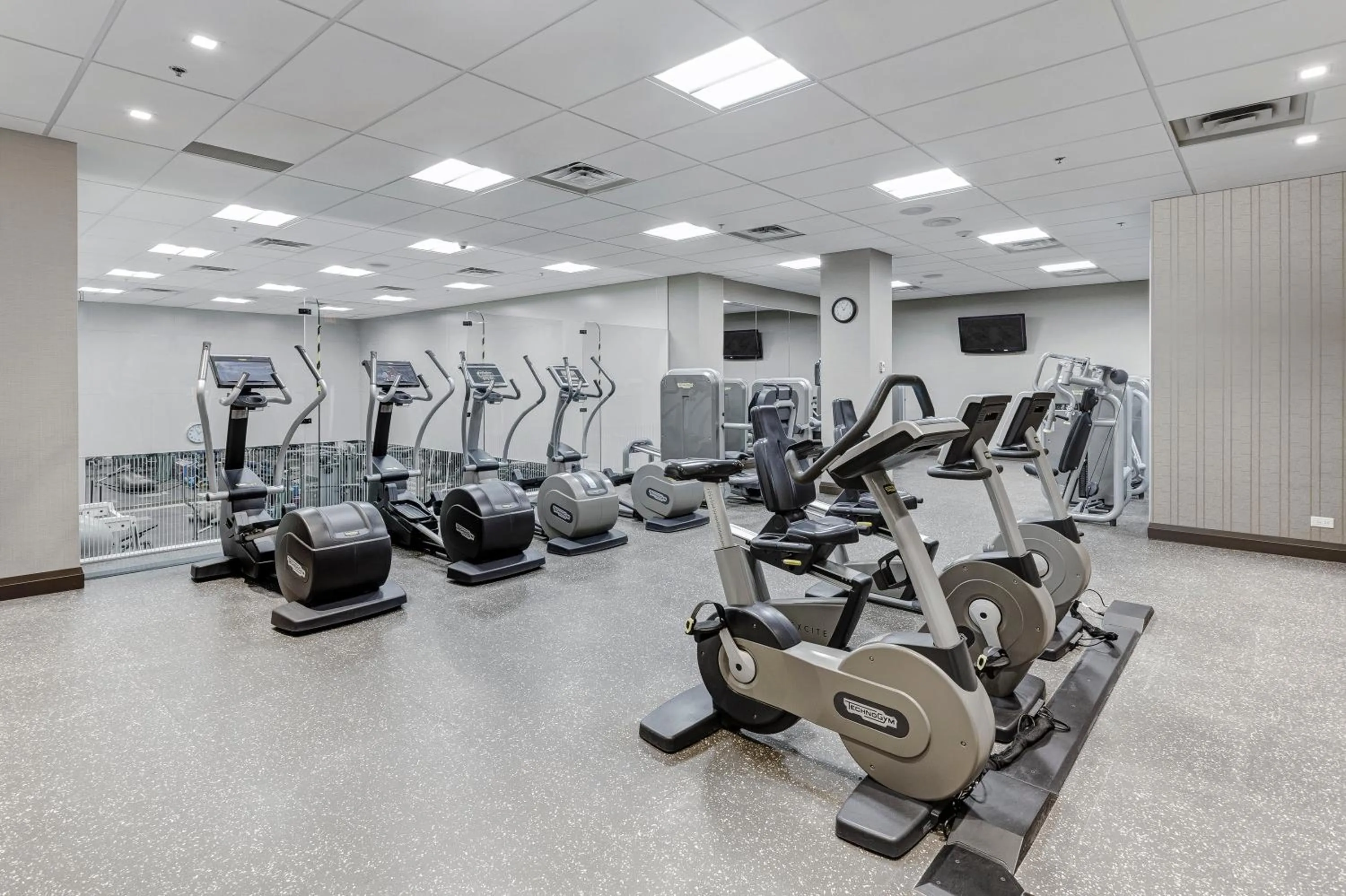 Fitness centre/facilities in Fairmont Hotel Macdonald