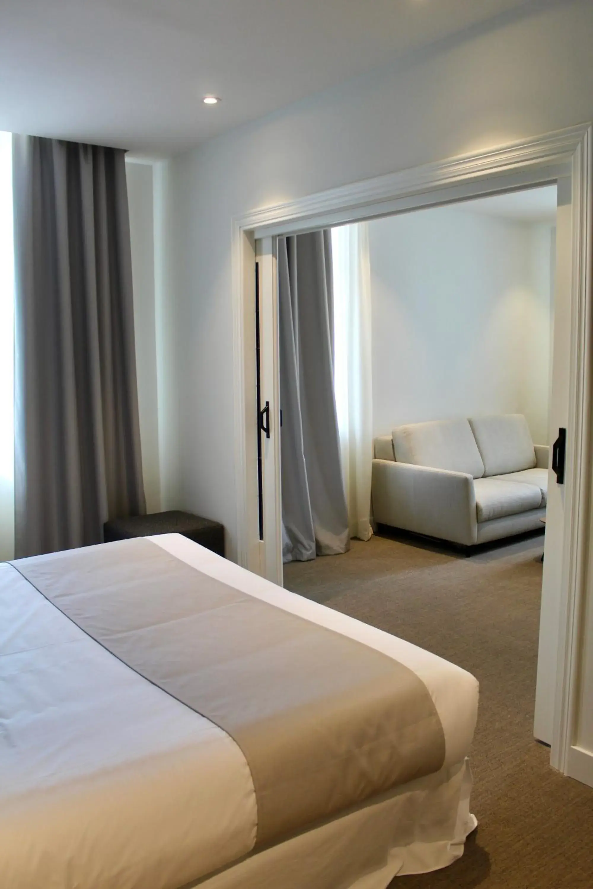 Photo of the whole room, Bed in Mondragon Hotela Photo of the whole room, Bed in Mondragon Hotela