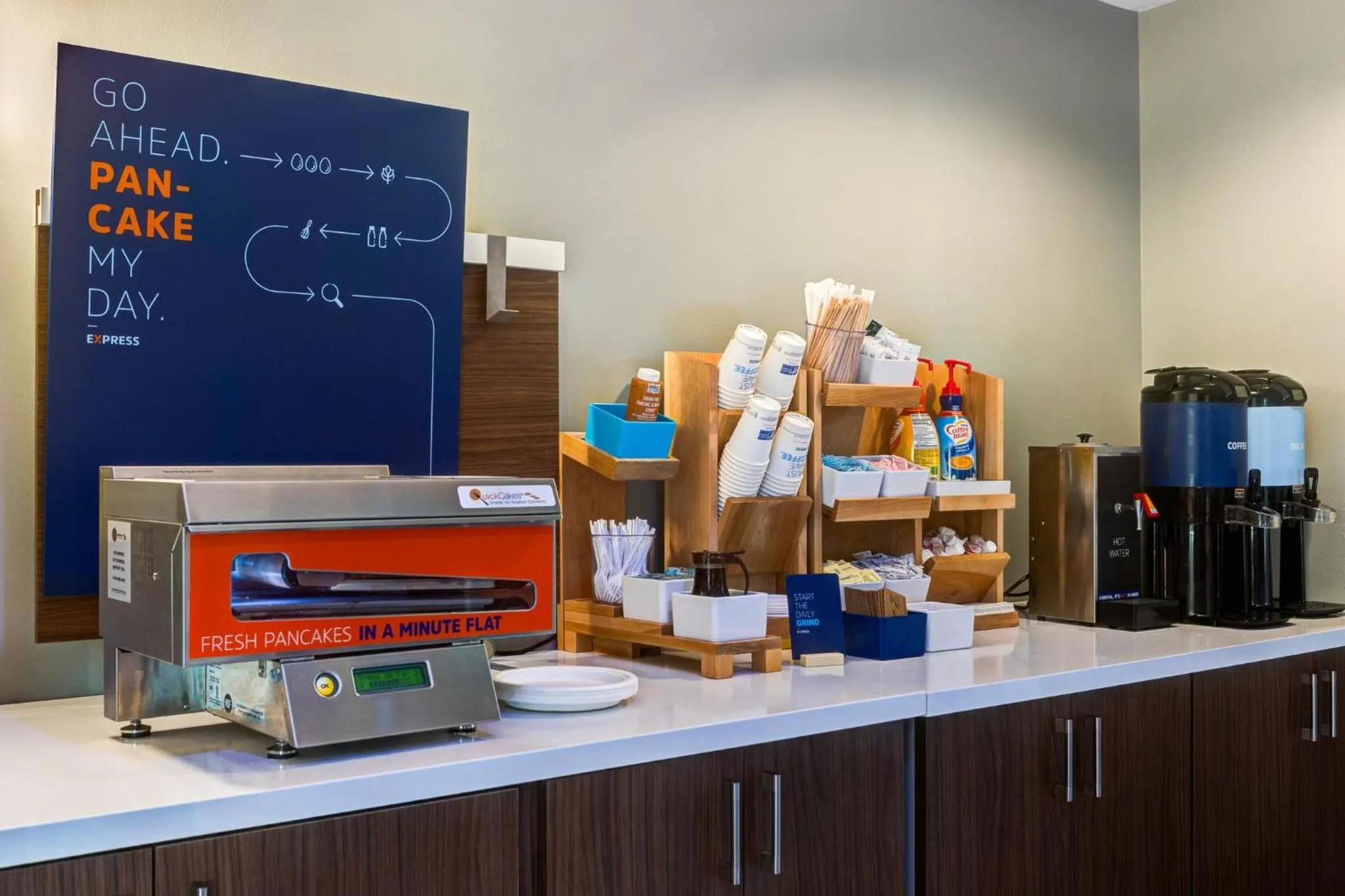 Breakfast in Holiday Inn Express Hotel & Suites Salina by IHG