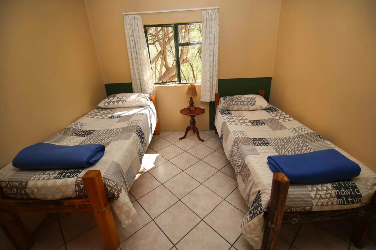 Bedroom, Bed in De Bos Cottages