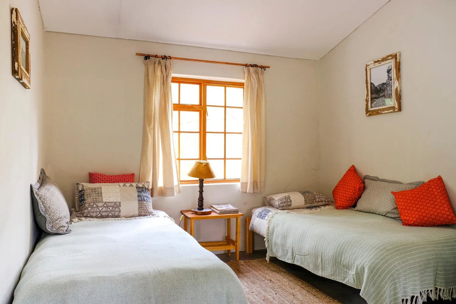 Bedroom, Bed in De Bos Cottages