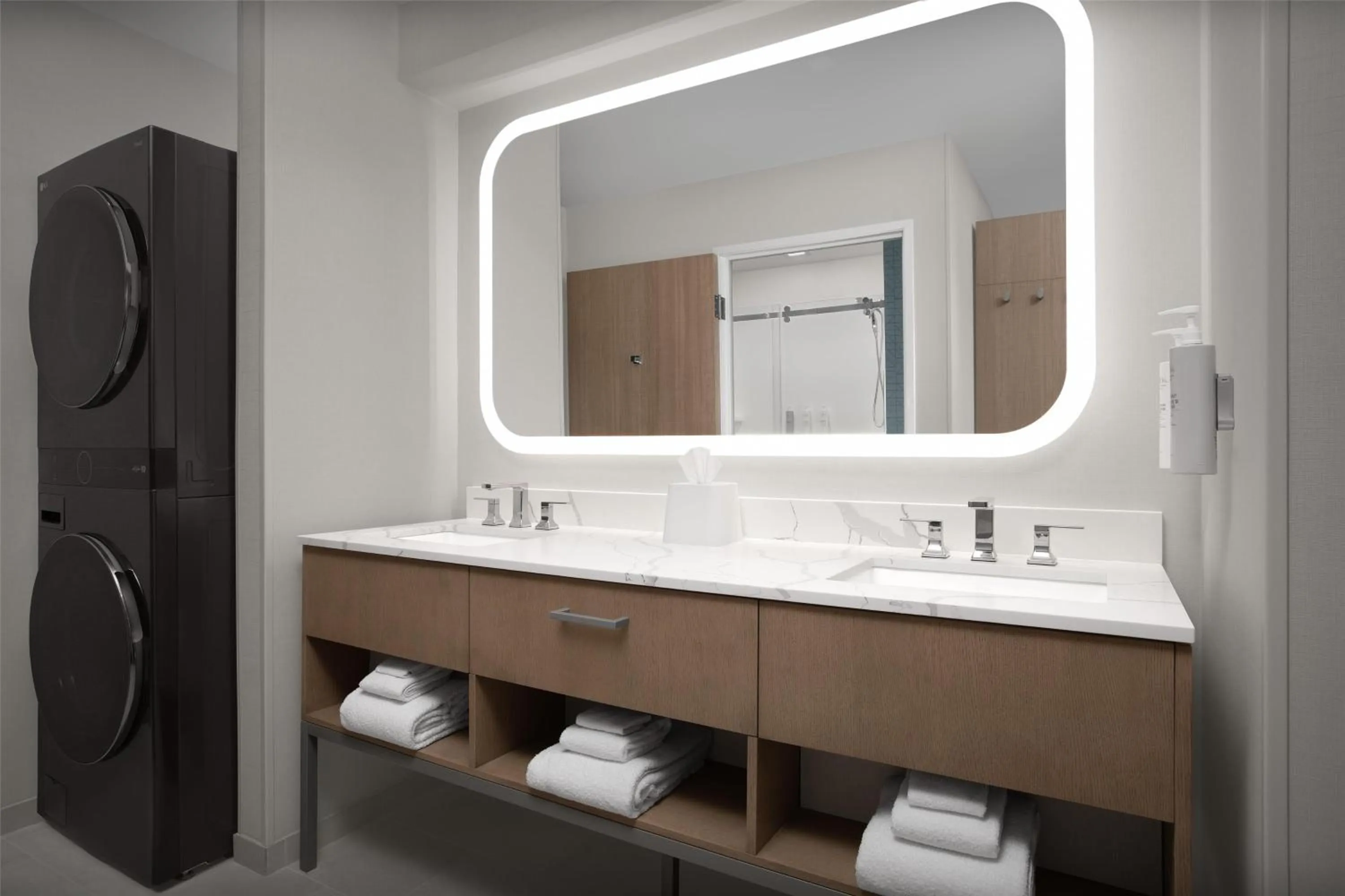 Bathroom in Homewood Suites by Hilton Santa Maria