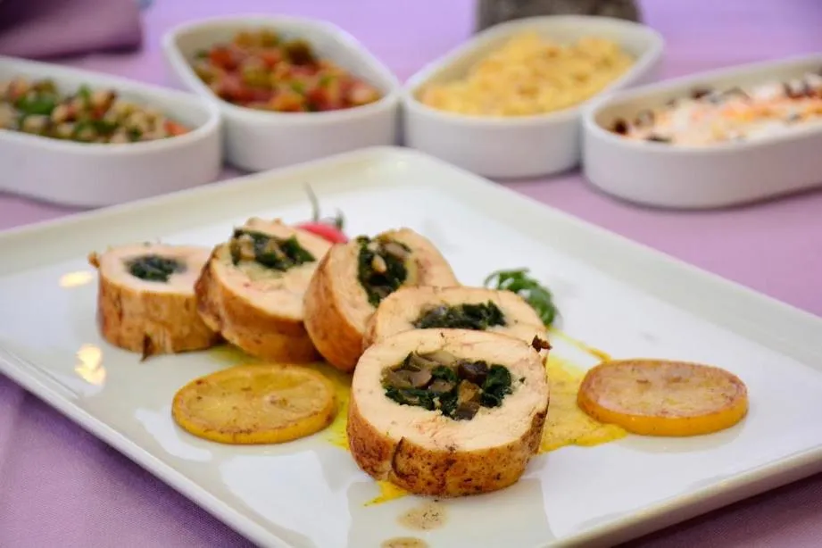 Food and drinks in Focamor Otel