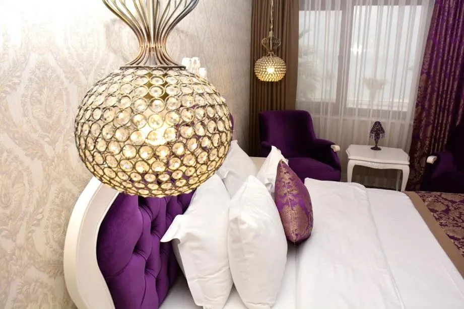Bed in Focamor Otel