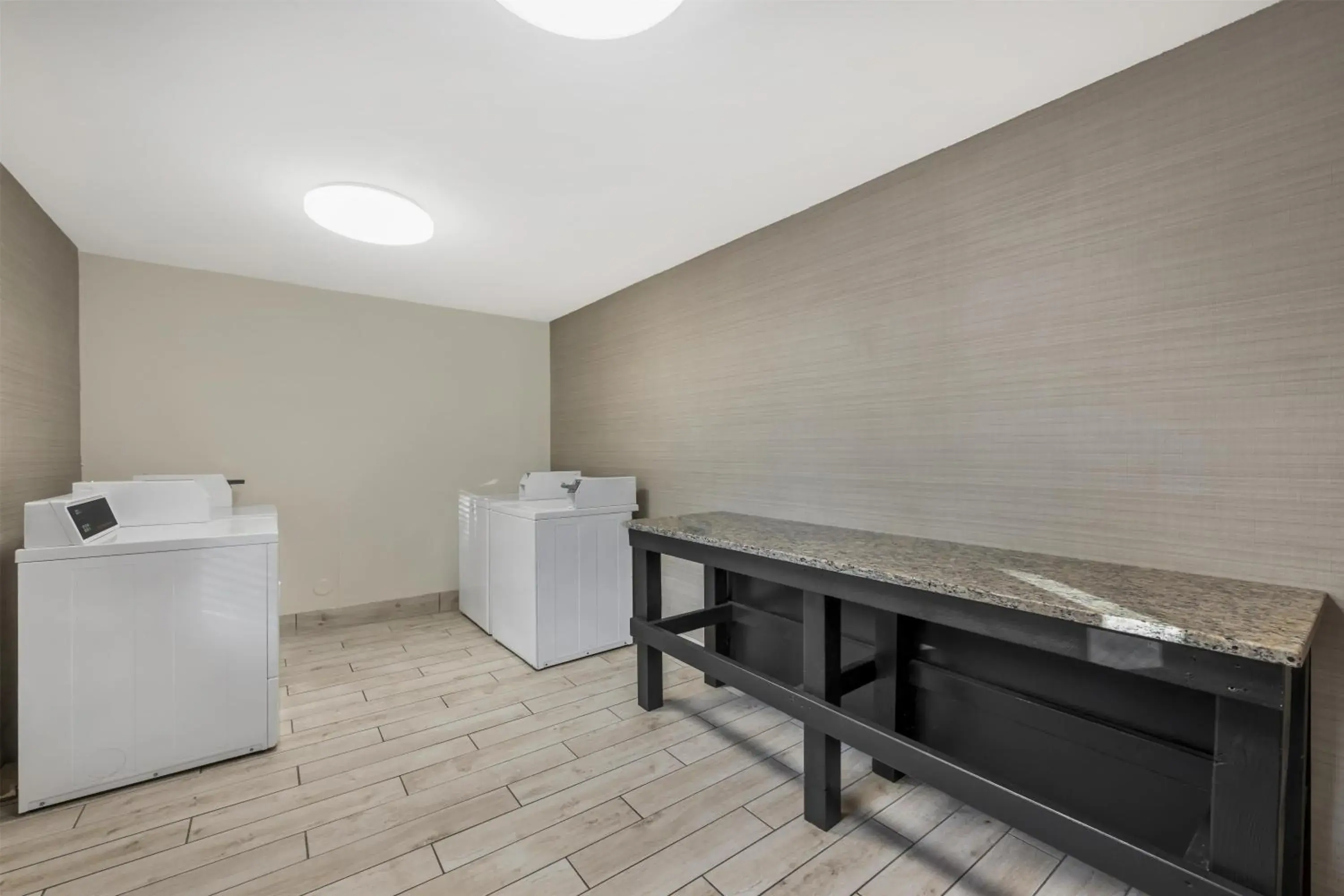 Property building in Best Western Columbus Airport Property building in Best Western Columbus Airport