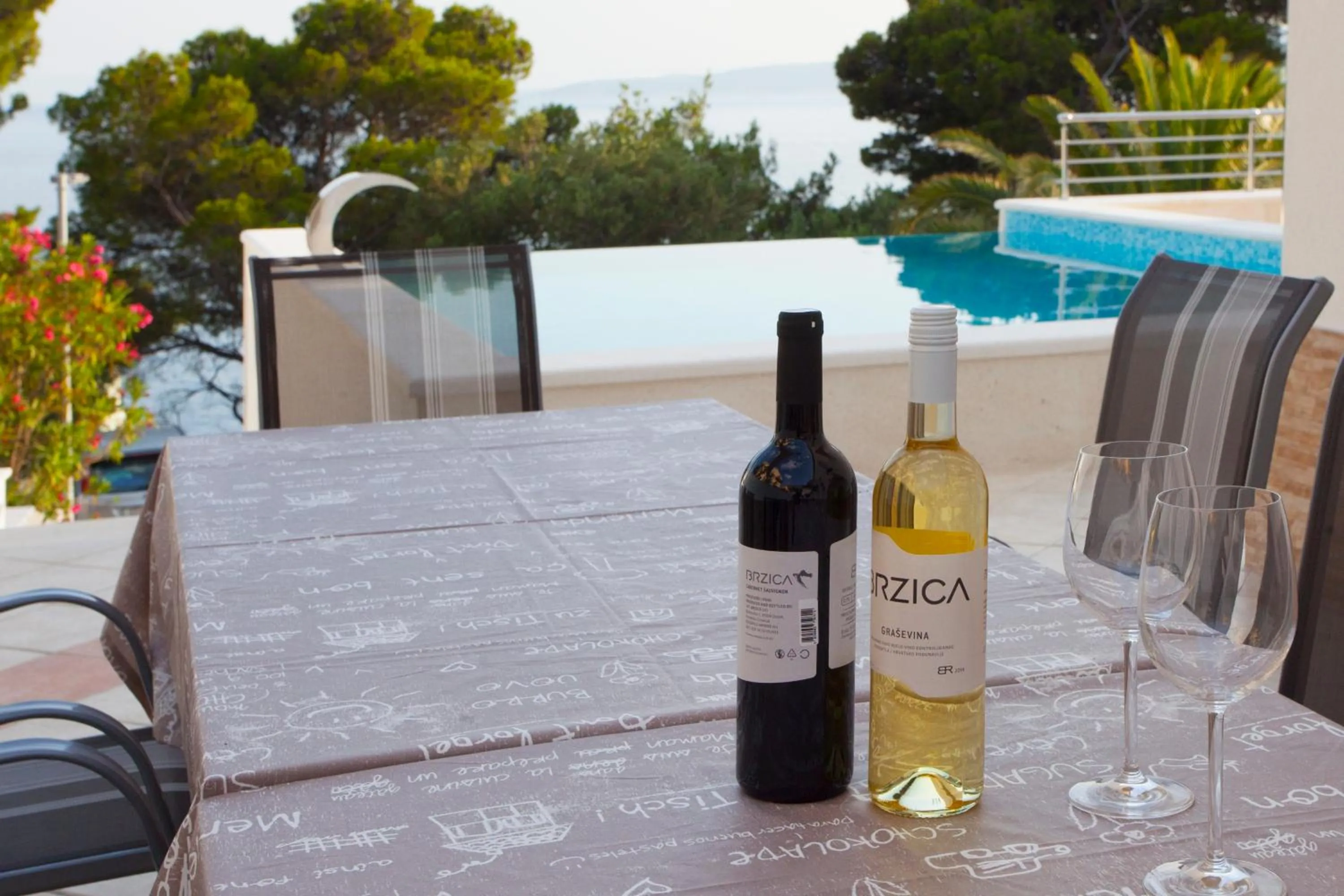 Alcoholic drinks in Villa Vinka
