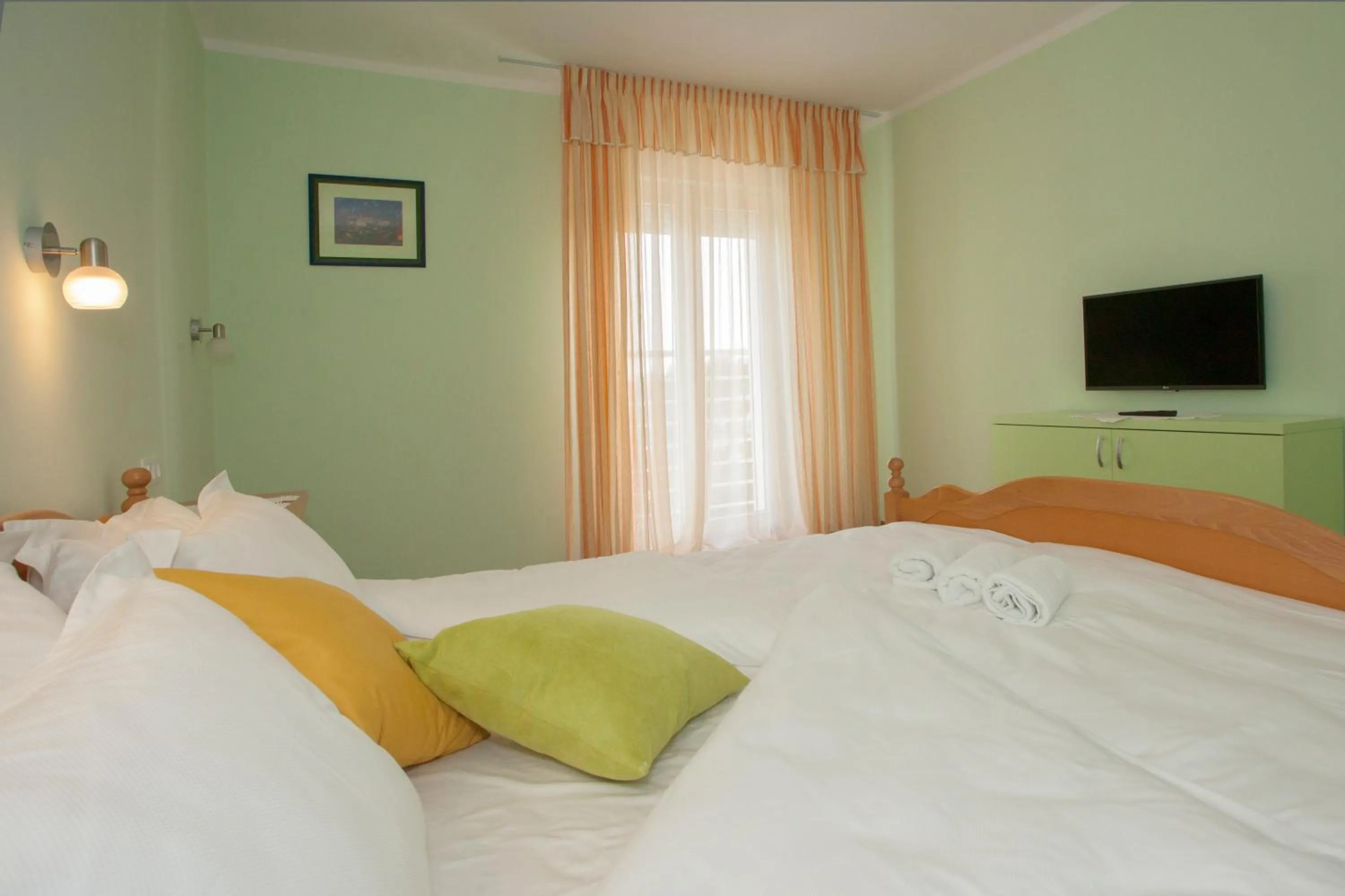Photo of the whole room, Bed in Villa Vinka
