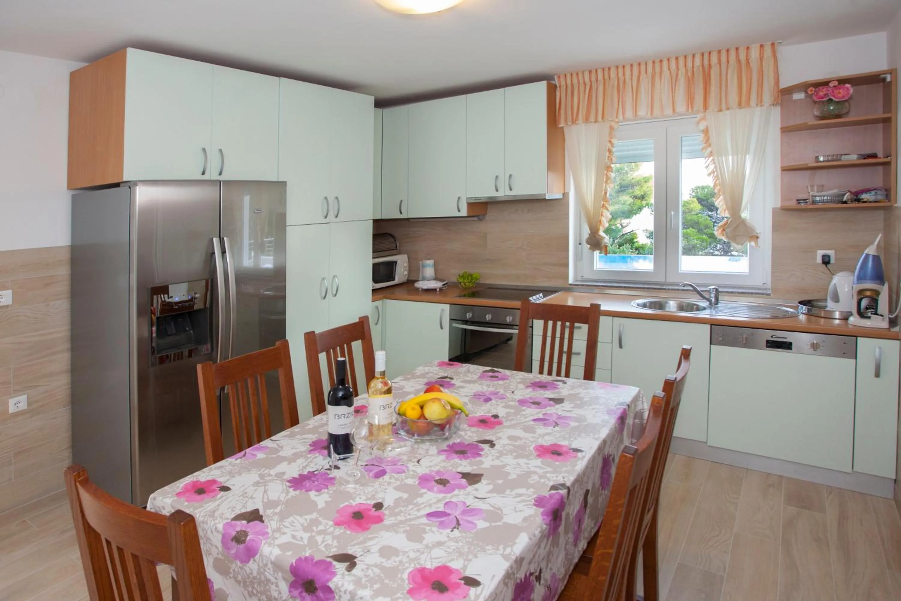 Dining area in Villa Vinka