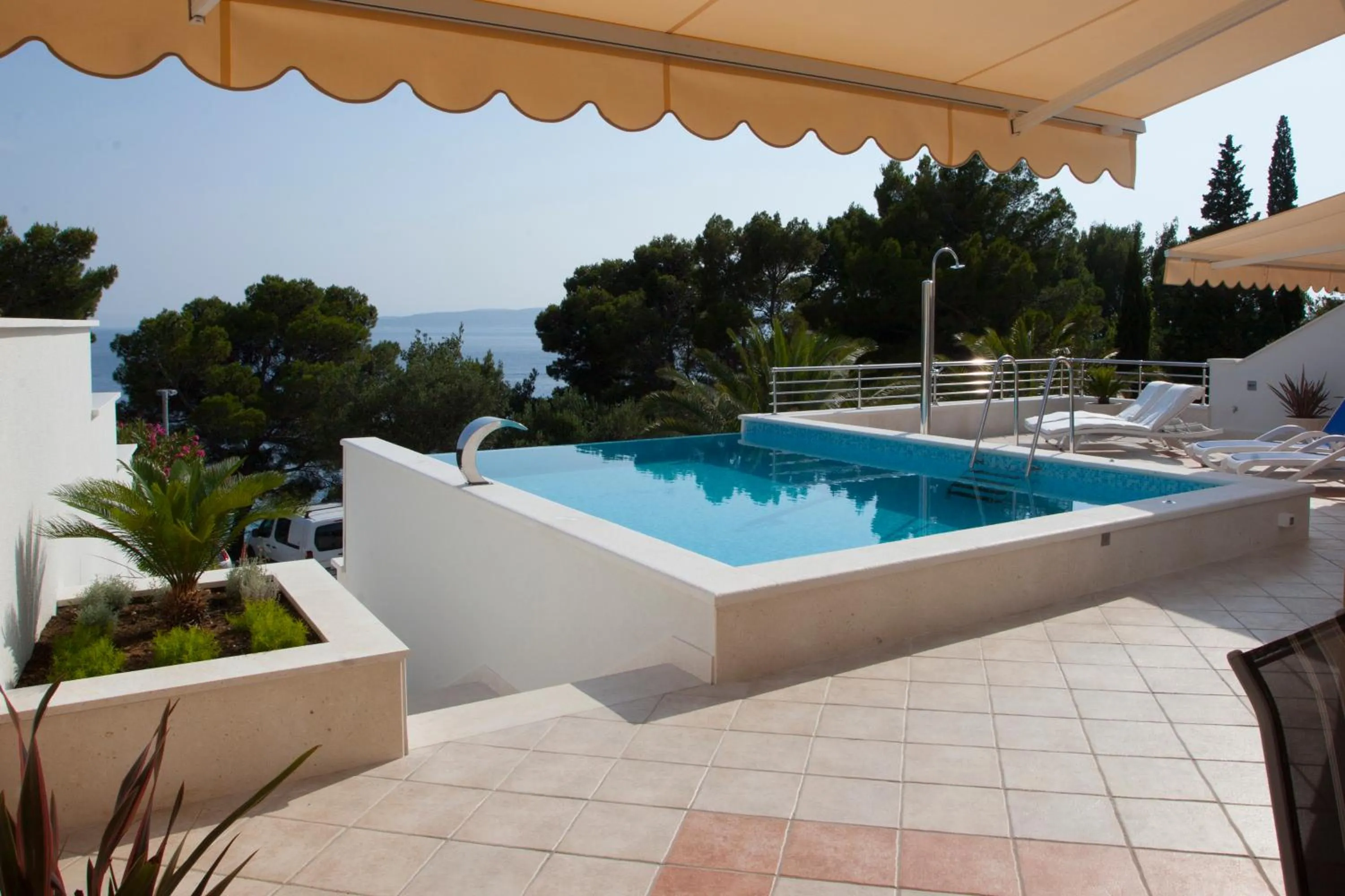 Swimming pool in Villa Vinka