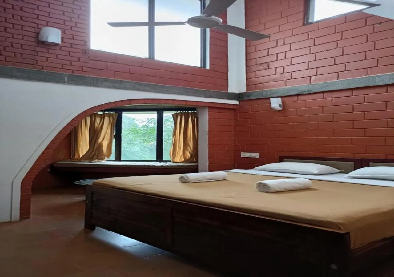 Bedroom, Bed in Vagamon Heights