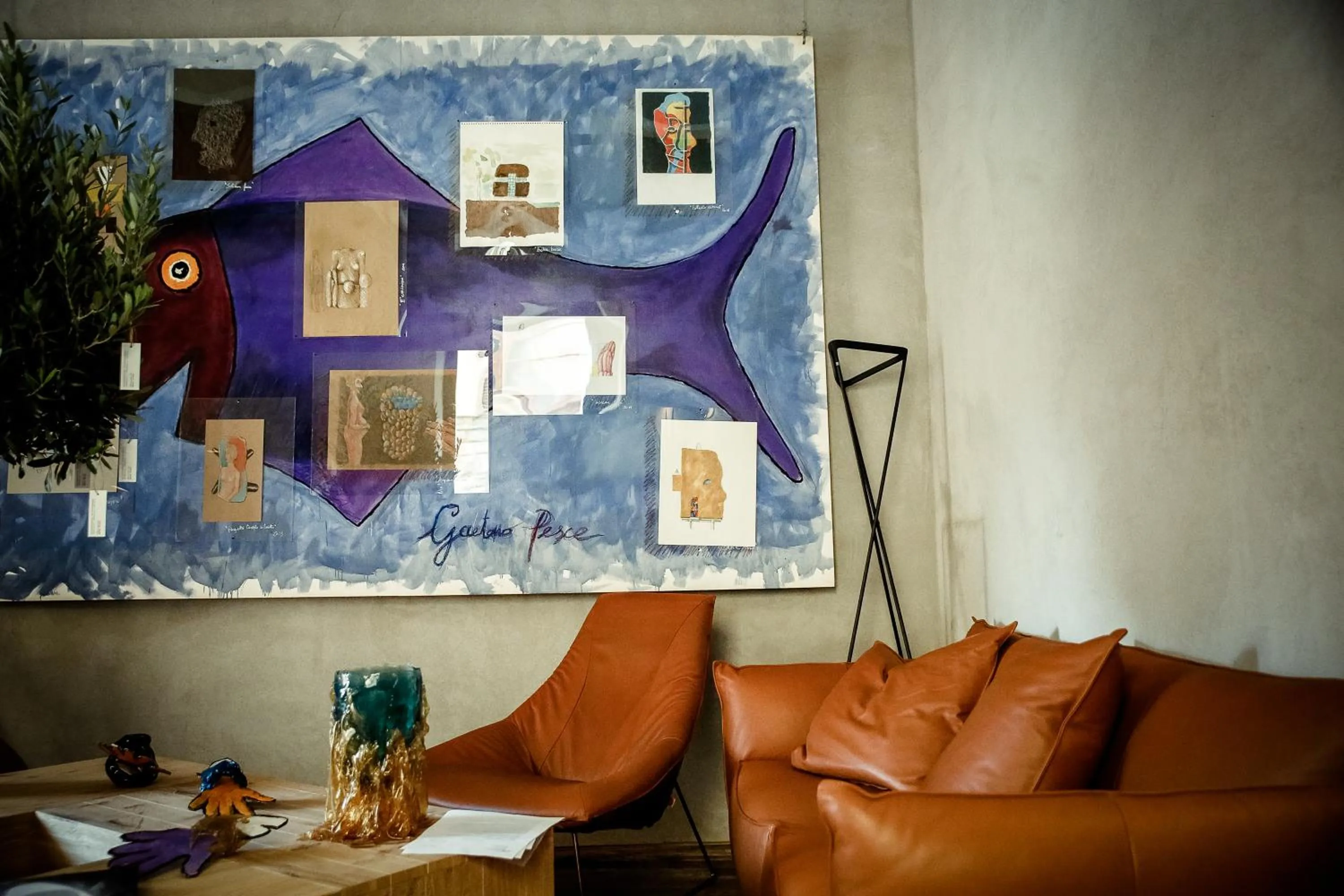 Communal lounge/ TV room in Benci House