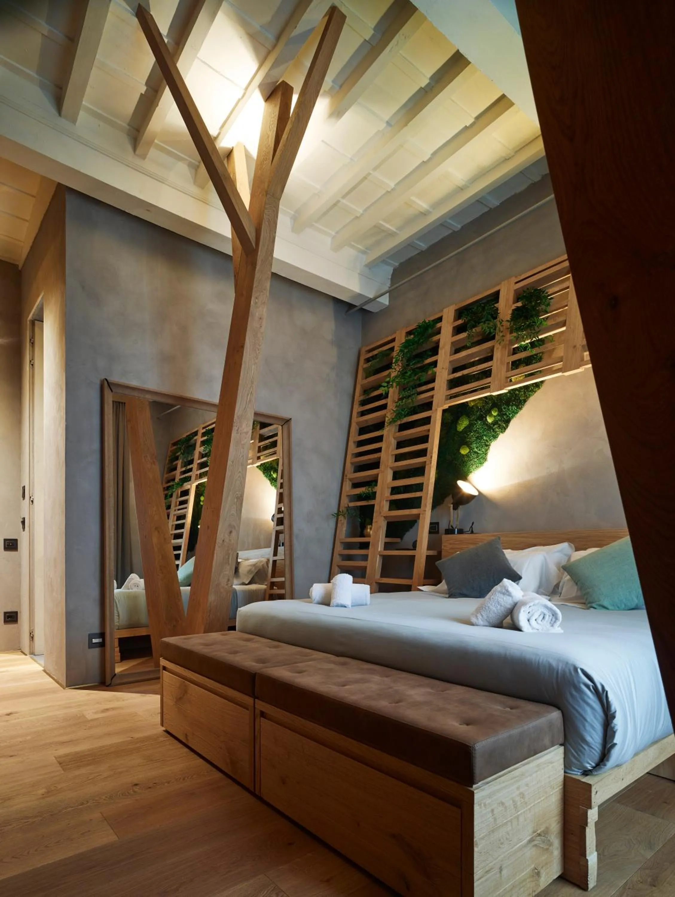 Photo of the whole room, Bed in Benci House