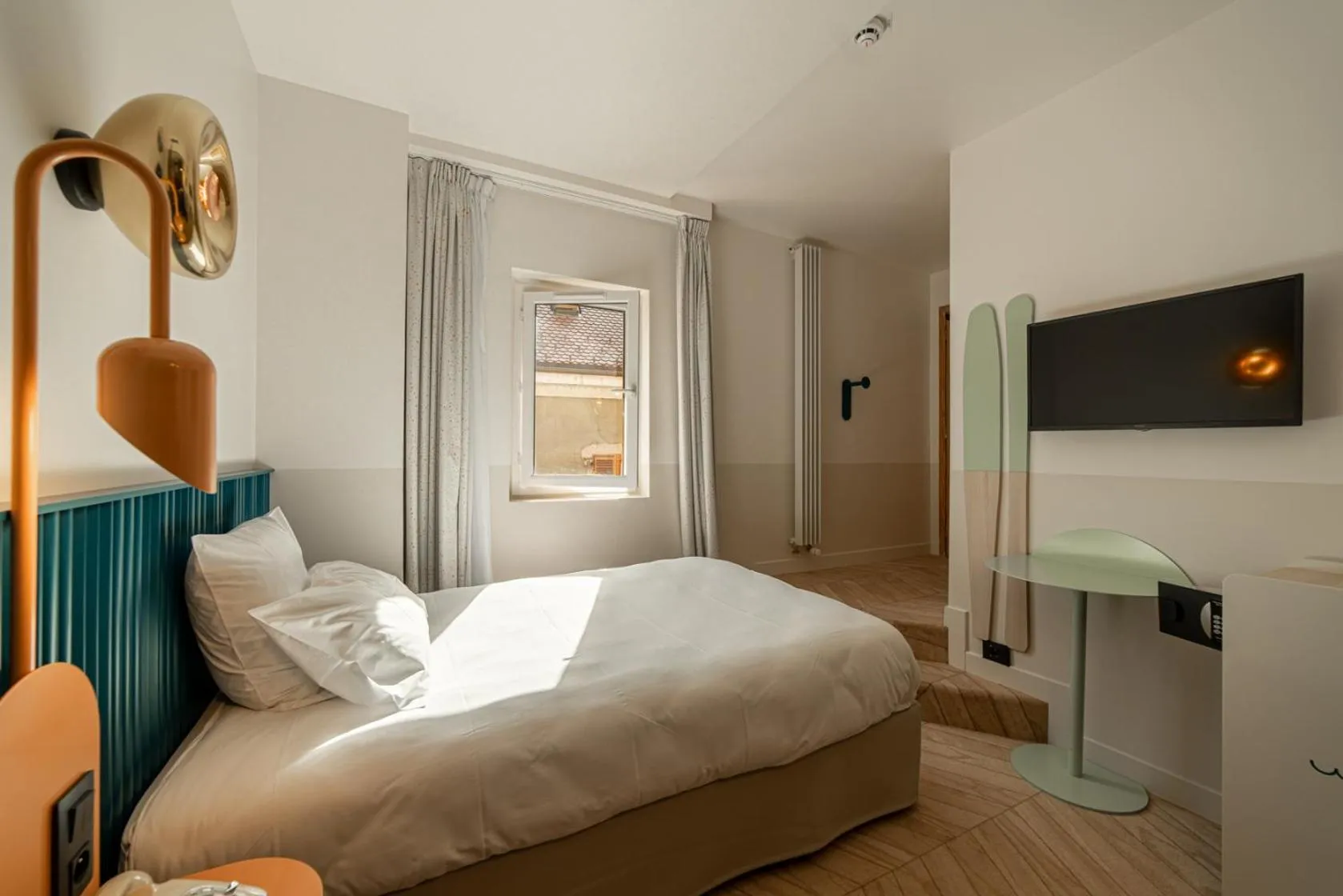 Photo of the whole room, Bed in Hôtel du Palais de l'Isle