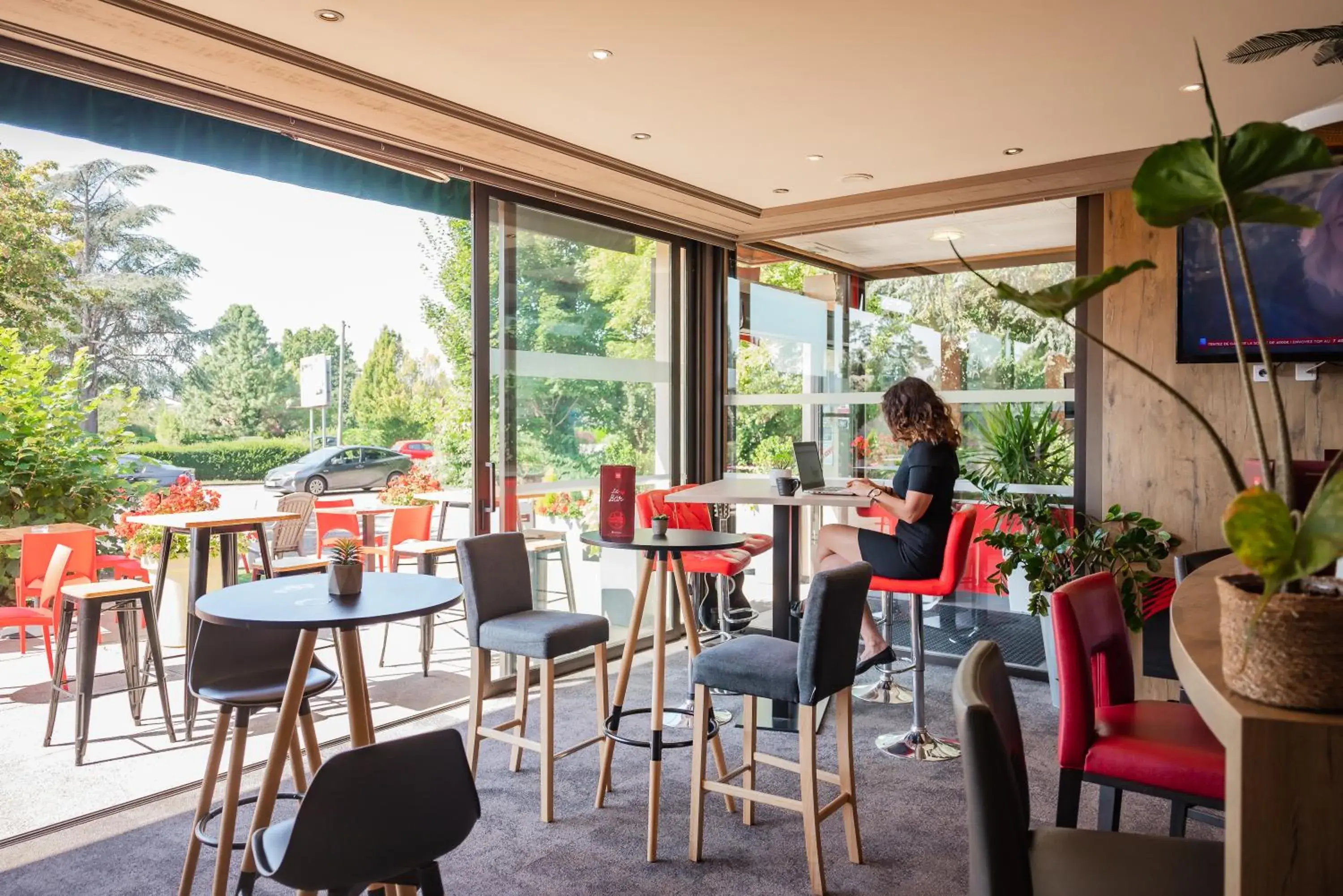 Meeting/conference room in ibis Colmar Est - Hotel Restaurant en Alsace Meeting/conference room in ibis Colmar Est - Hotel Restaurant en Alsace