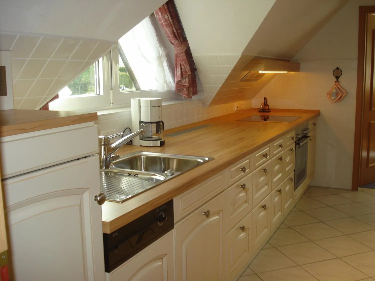 Kitchen or kitchenette in Sunside Ferien Wellness Oase Hotel Apartment's Schwarzwald am Schluchsee