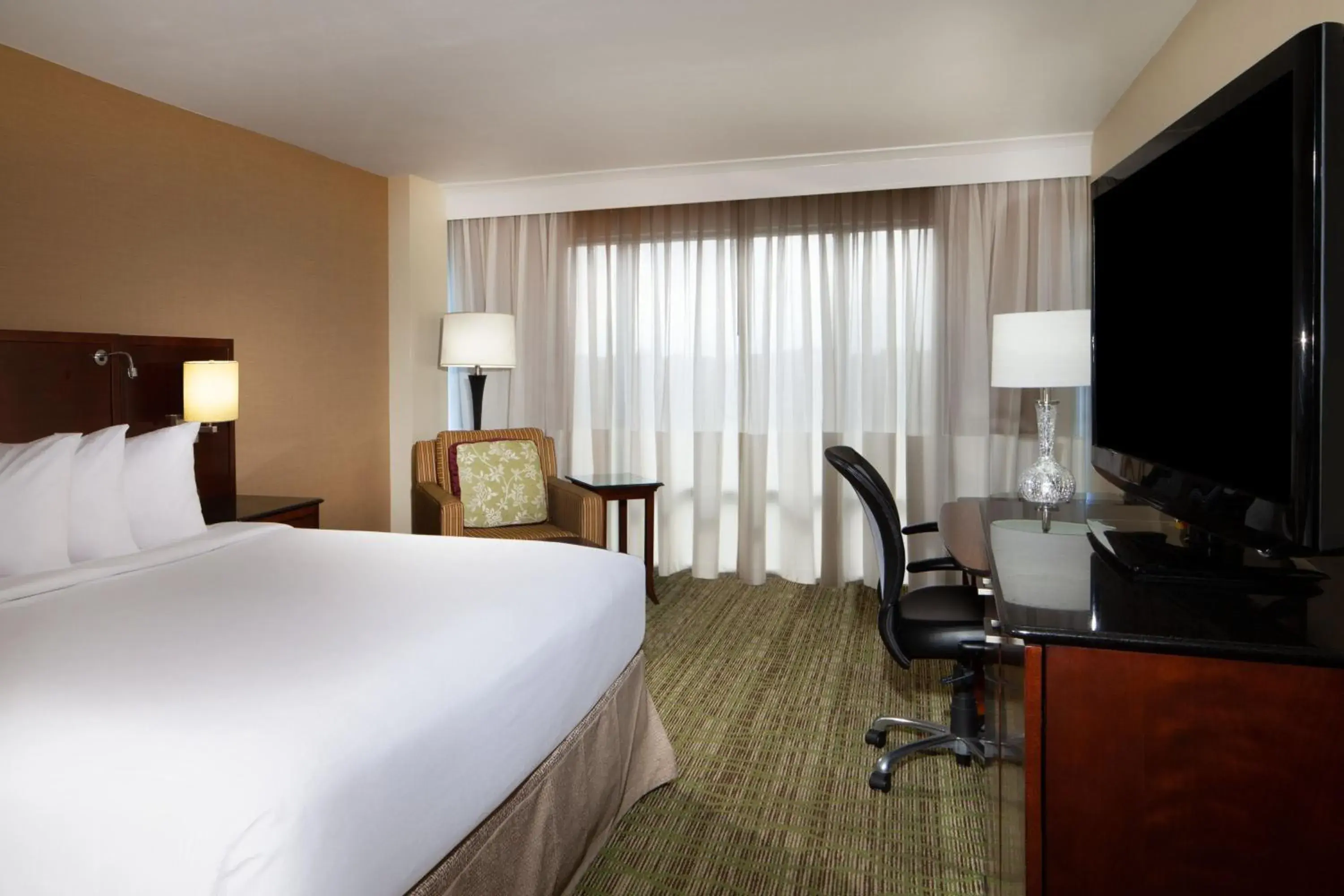 King Room - Hearing Accessible in Marriott Memphis East King Room - Hearing Accessible in Marriott Memphis East