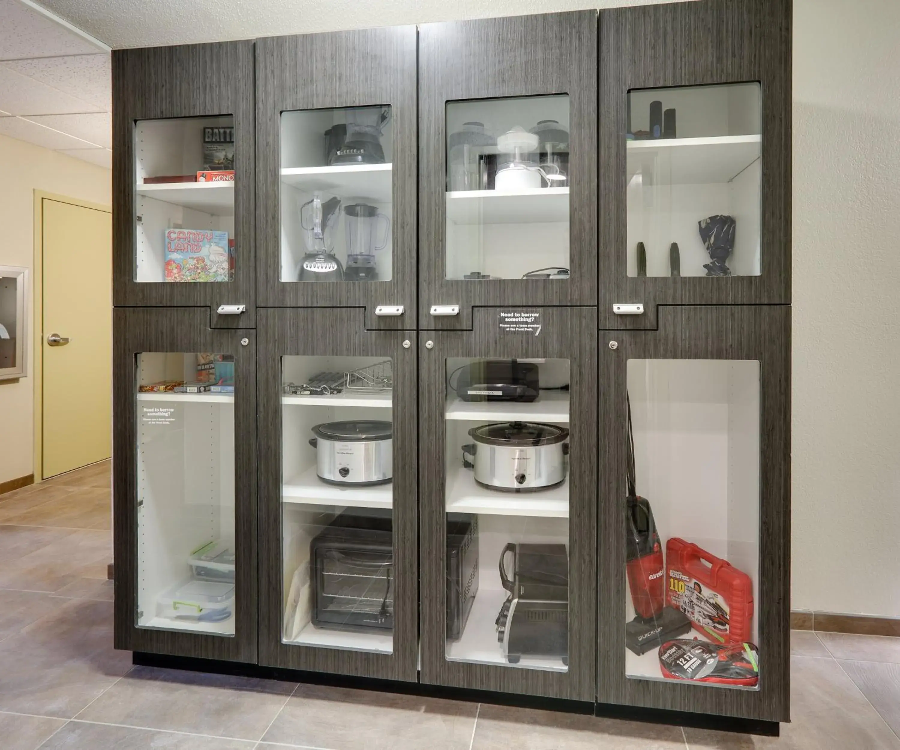 Lobby or reception in Candlewood Suites Salina by IHG Lobby or reception in Candlewood Suites Salina by IHG