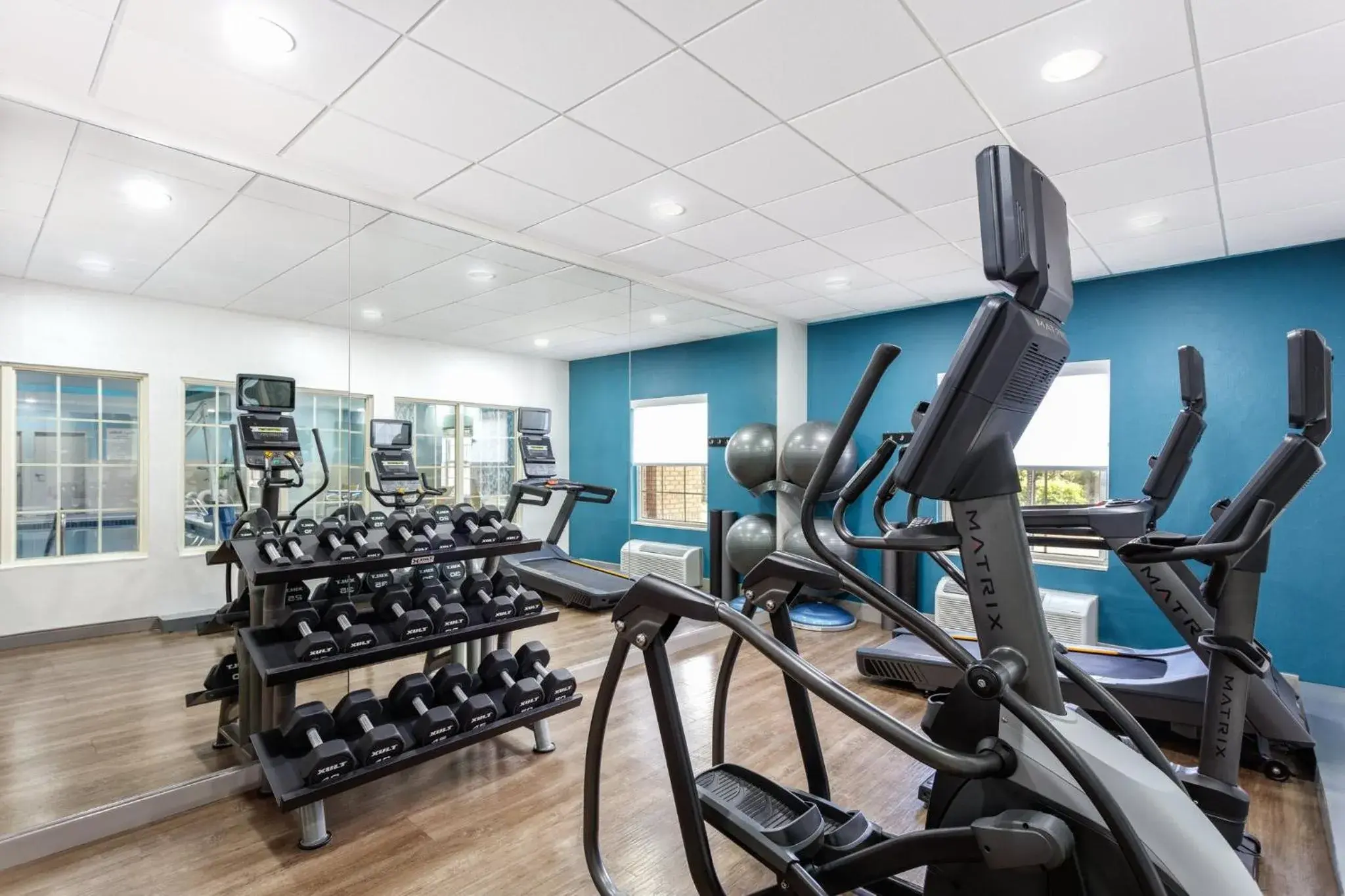 Fitness centre/facilities in Holiday Inn Express & Suites Williamsburg by IHG Fitness centre/facilities in Holiday Inn Express & Suites Williamsburg by IHG