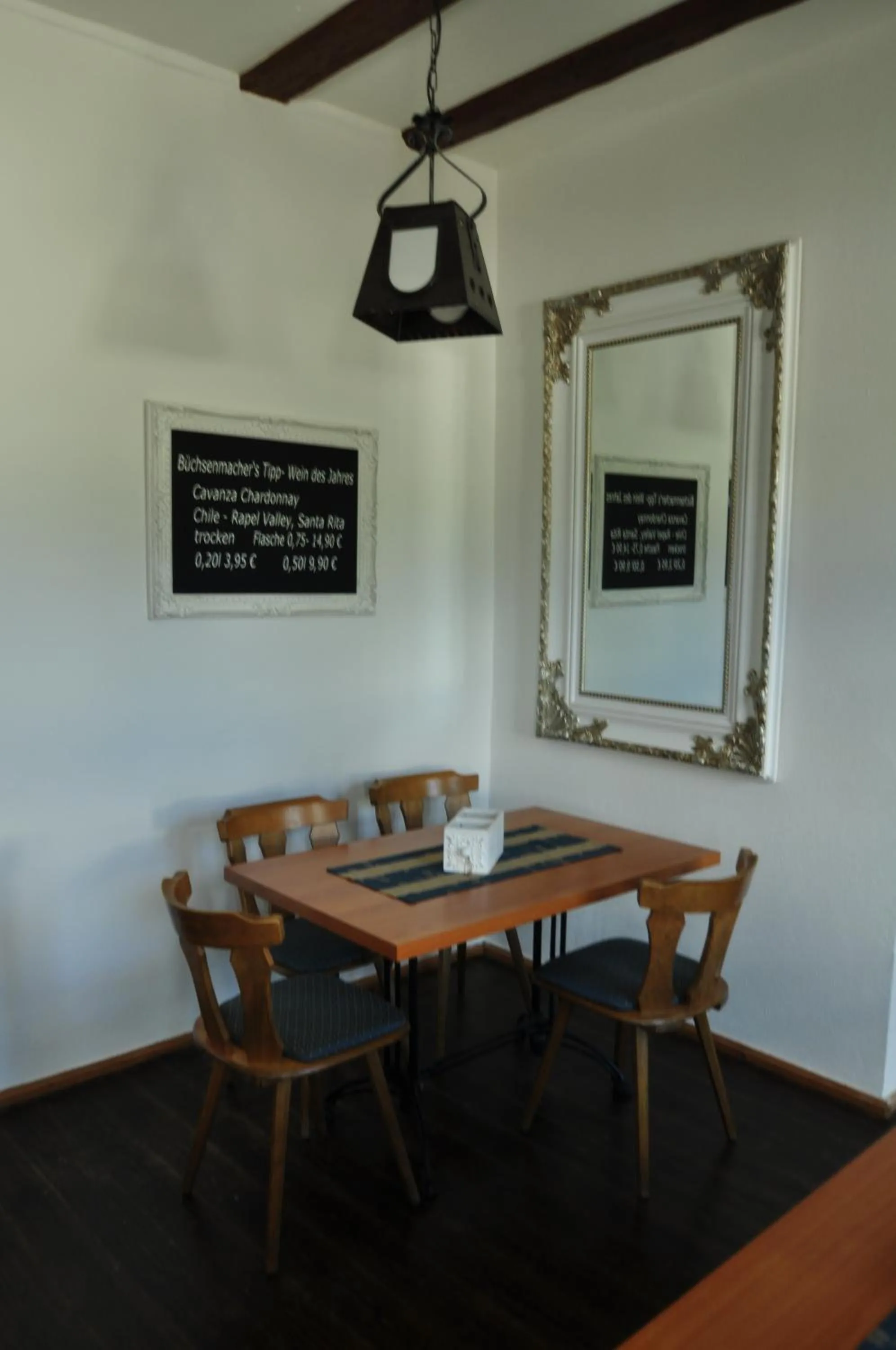 Dining area in Gasthaus und Ferienwohnungen "Zum Büchsenmacher"