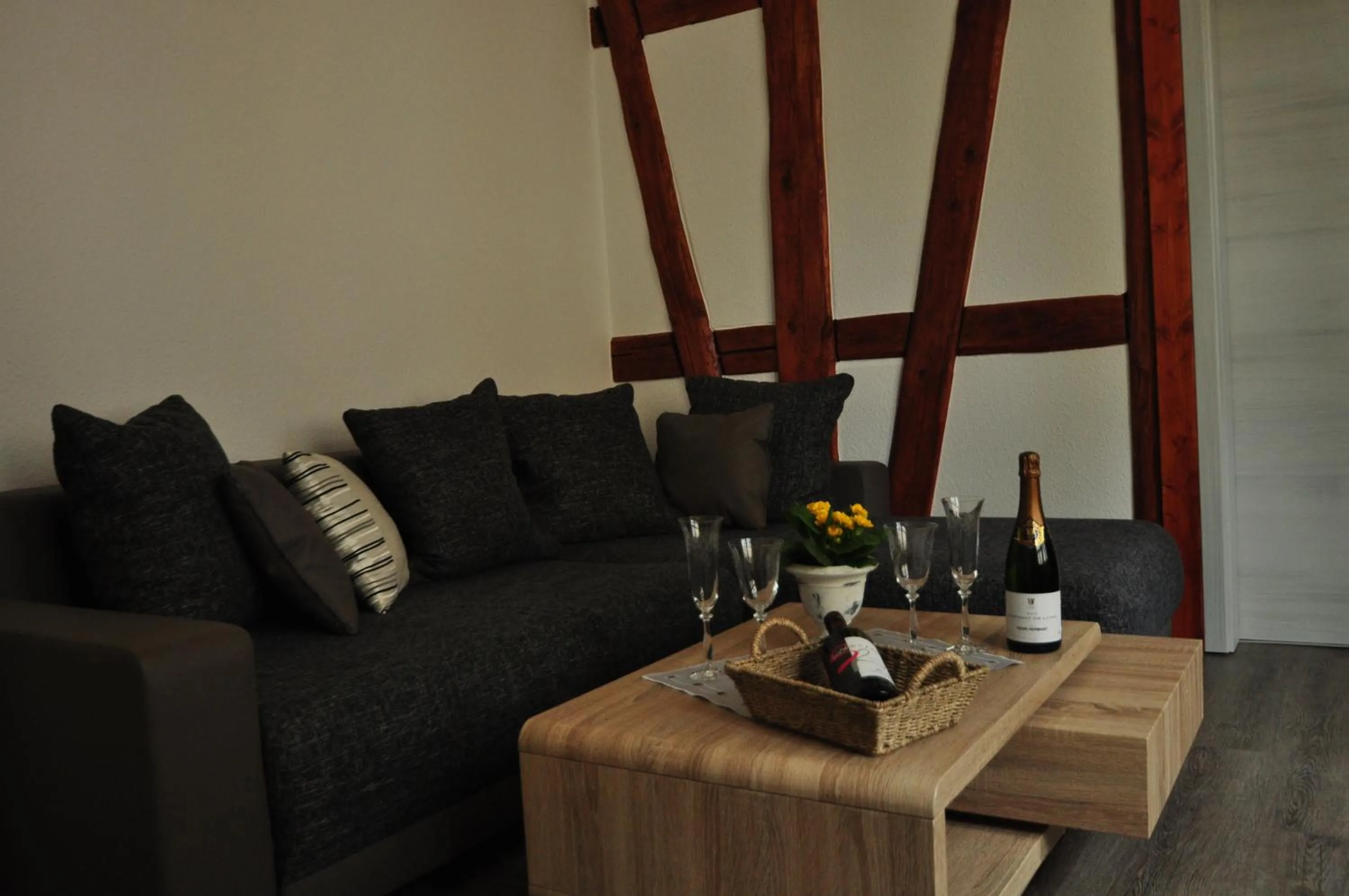 Living room in Gasthaus und Ferienwohnungen "Zum Büchsenmacher"