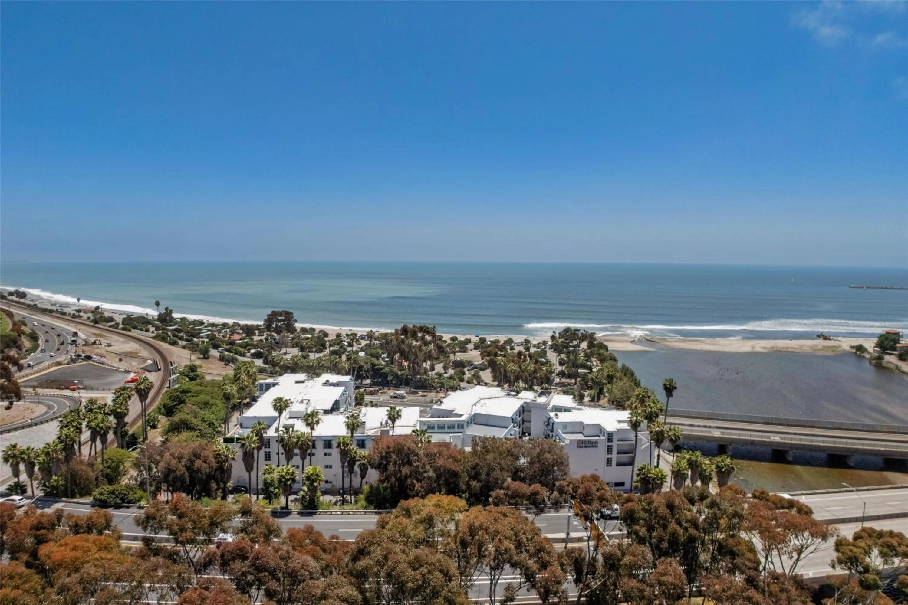 Property building in Hilton Garden Inn Dana Point Doheny Beach