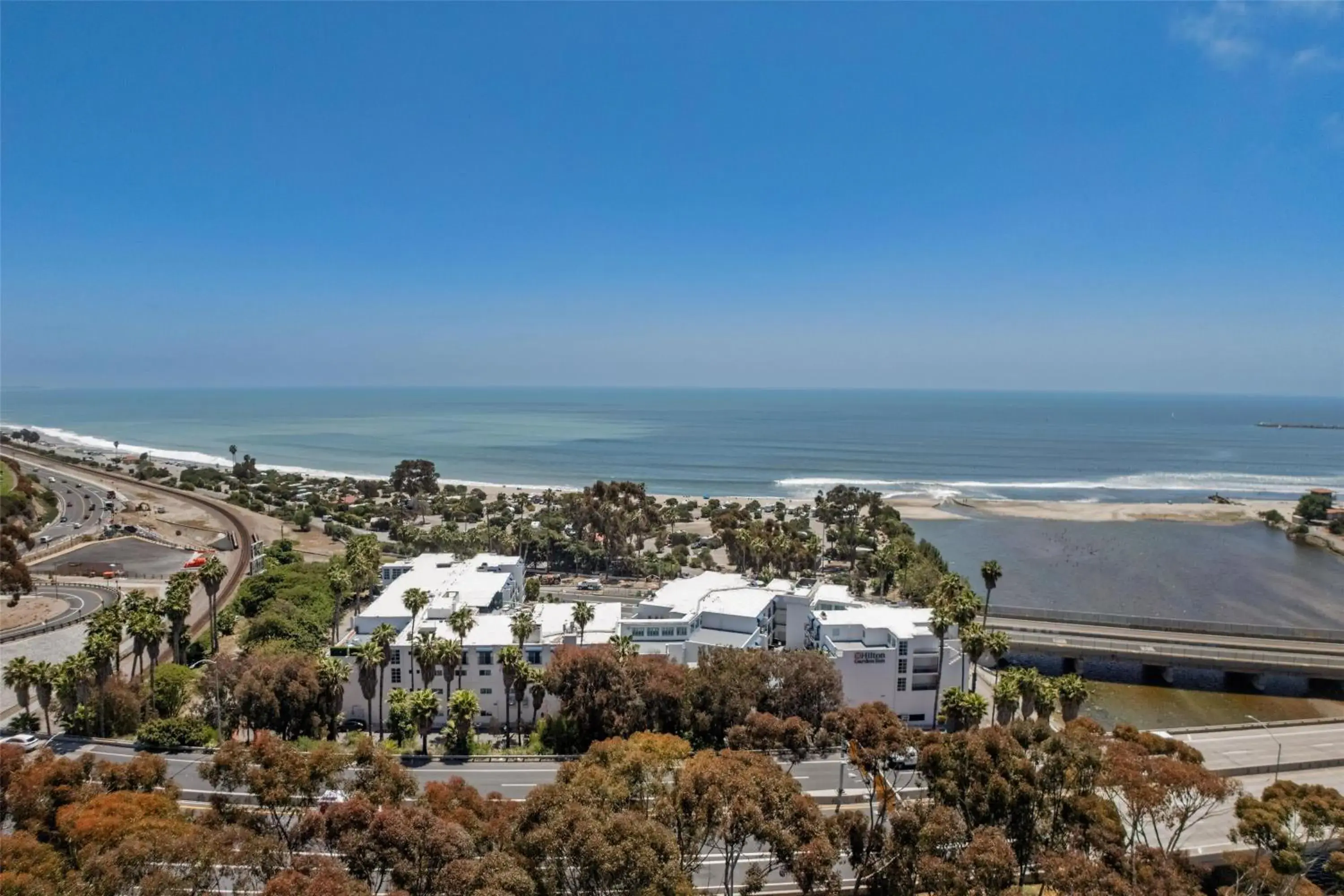 Property building in Hilton Garden Inn Dana Point Doheny Beach Property building in Hilton Garden Inn Dana Point Doheny Beach