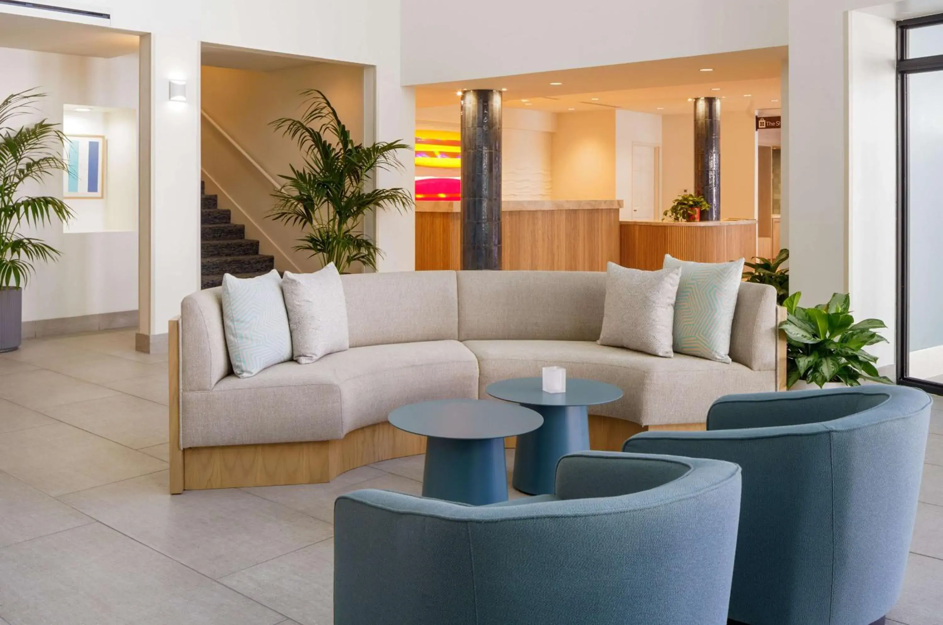 Lobby or reception in DoubleTree Suites by Hilton Doheny Beach Lobby or reception in DoubleTree Suites by Hilton Doheny Beach