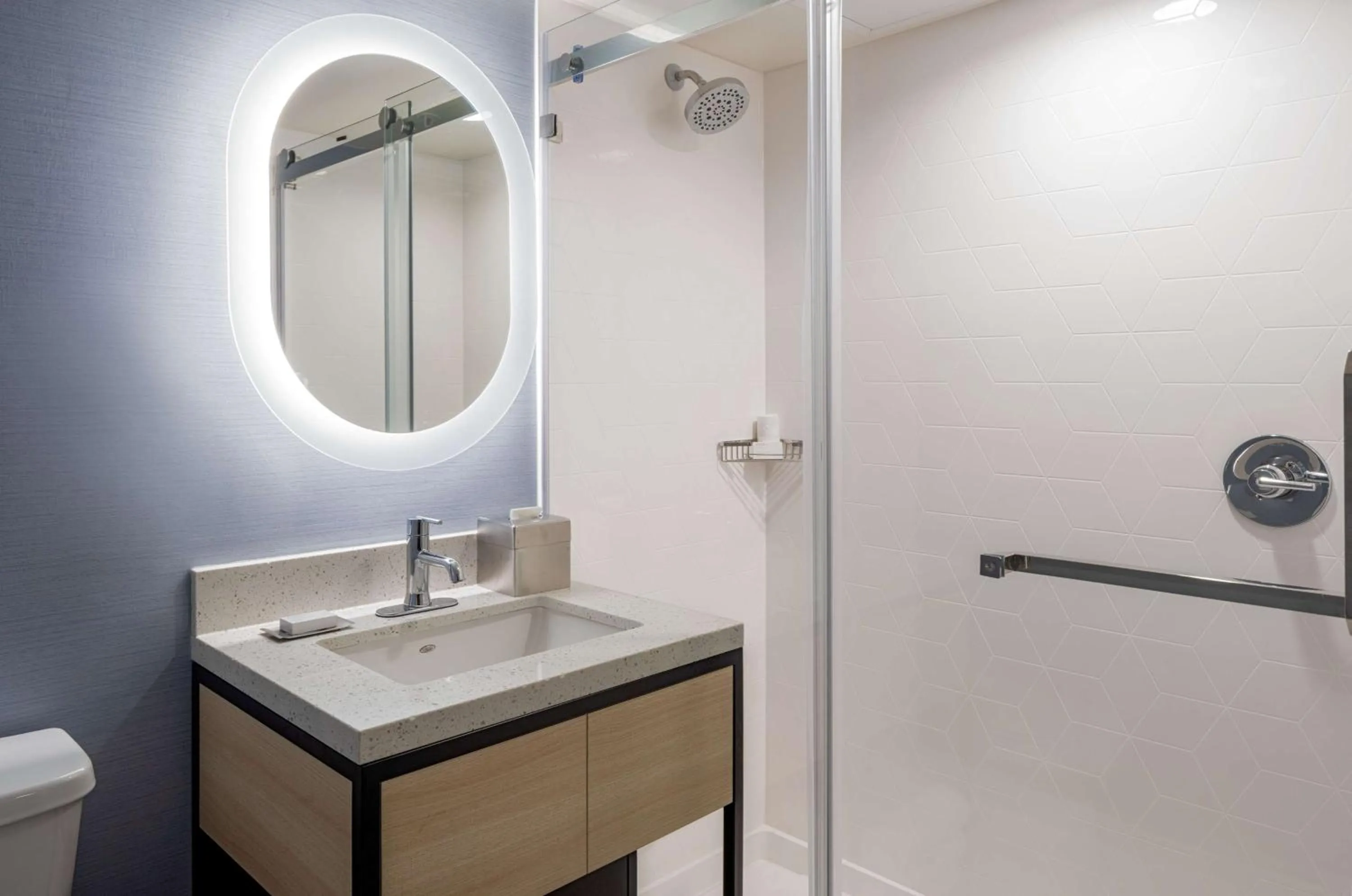 Bathroom in DoubleTree Suites by Hilton Doheny Beach