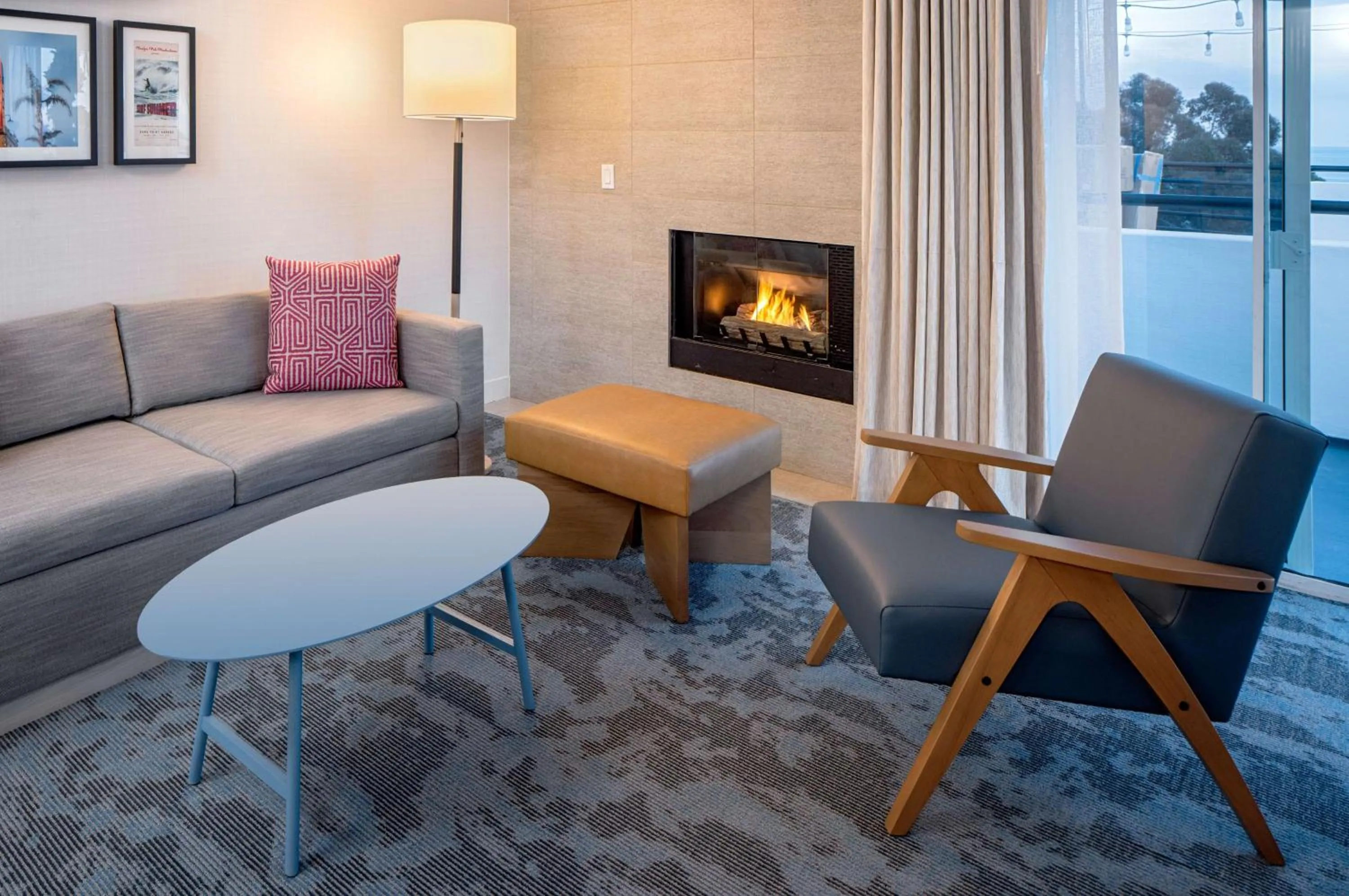 Living room in DoubleTree Suites by Hilton Doheny Beach