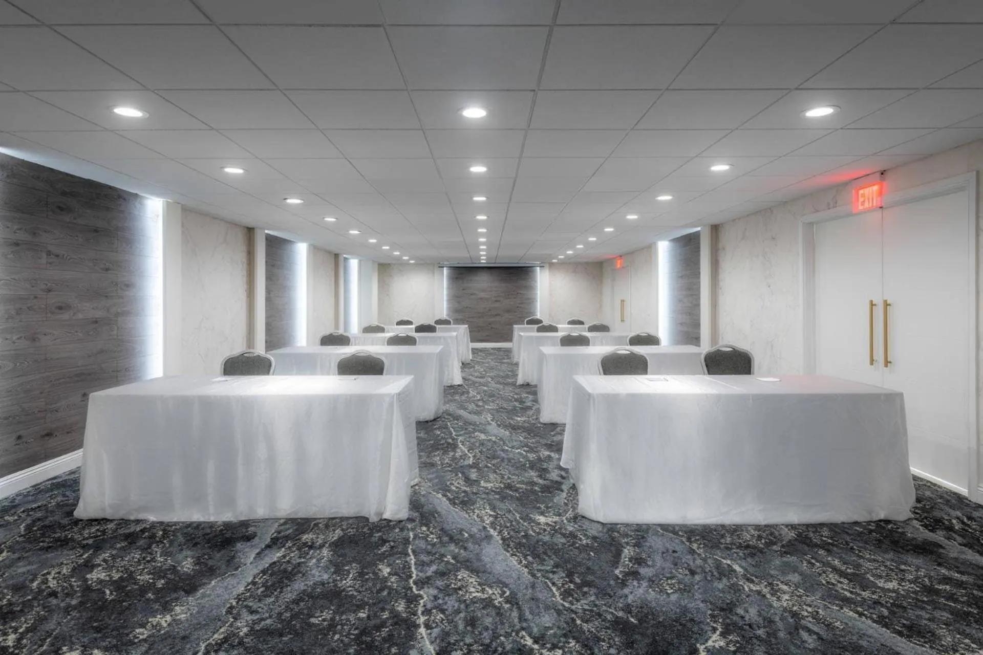 Meeting/conference room in The Volare, an Ascend Collection Hotel