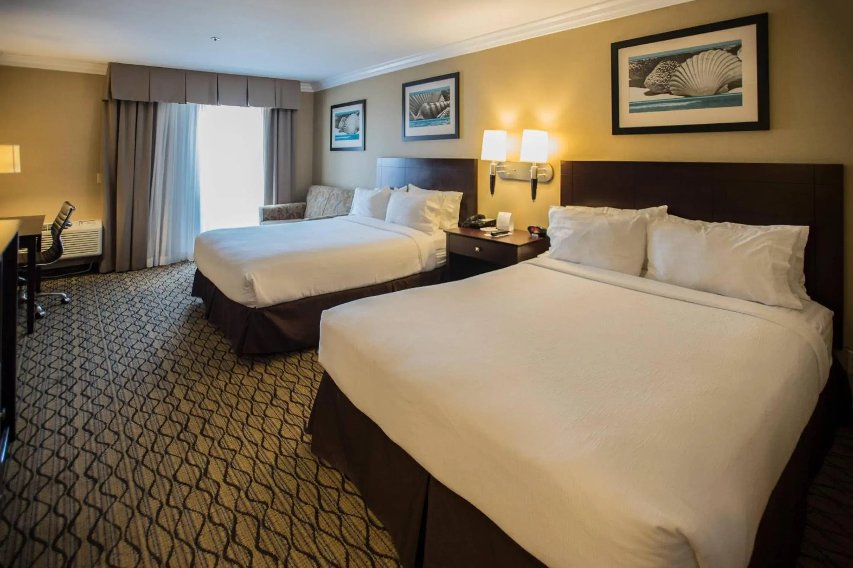 Bedroom, Bed in The Volare, an Ascend Collection Hotel Bedroom, Bed in The Volare, an Ascend Collection Hotel