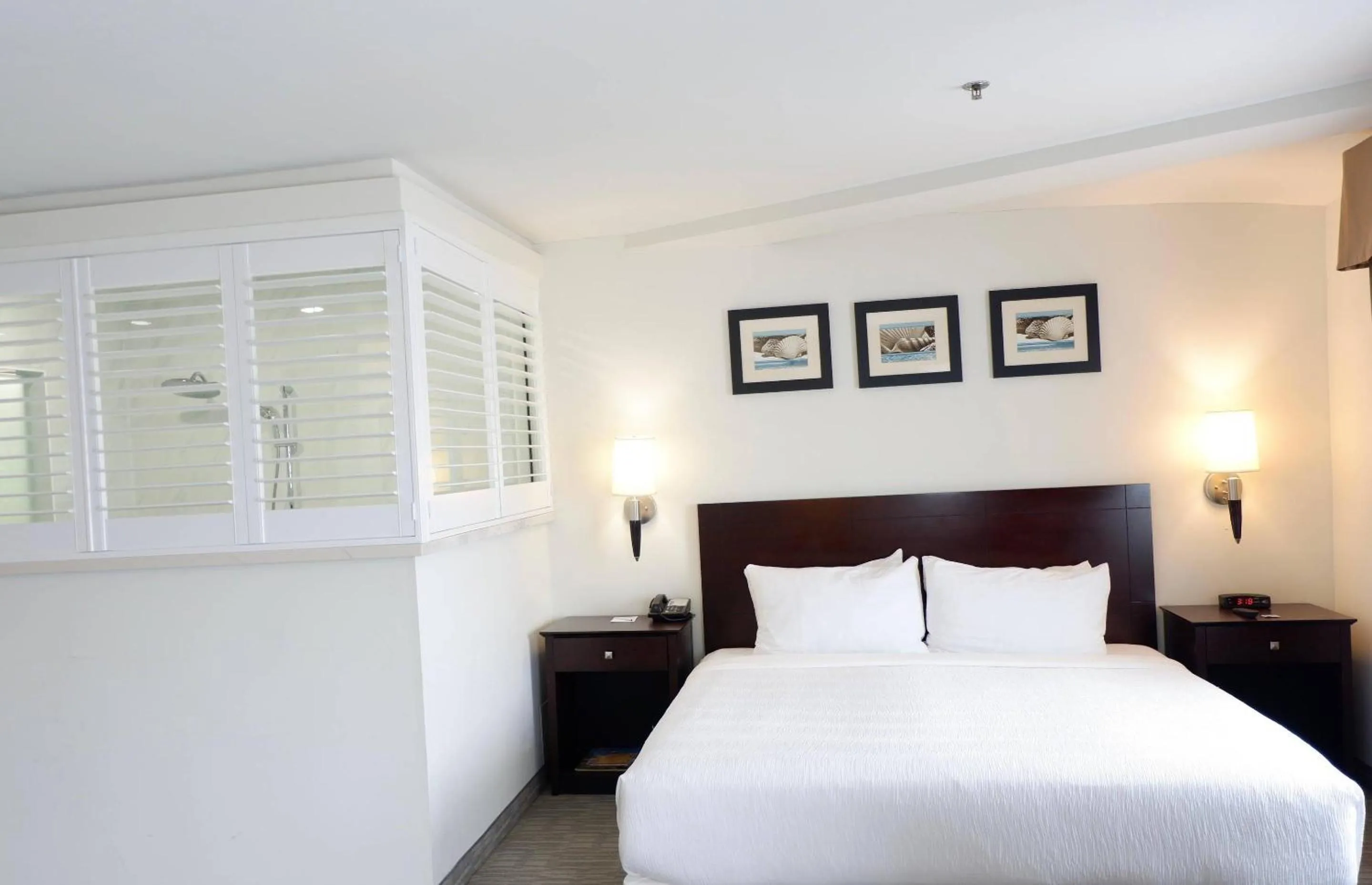 Bedroom, Bed in The Volare, an Ascend Collection Hotel