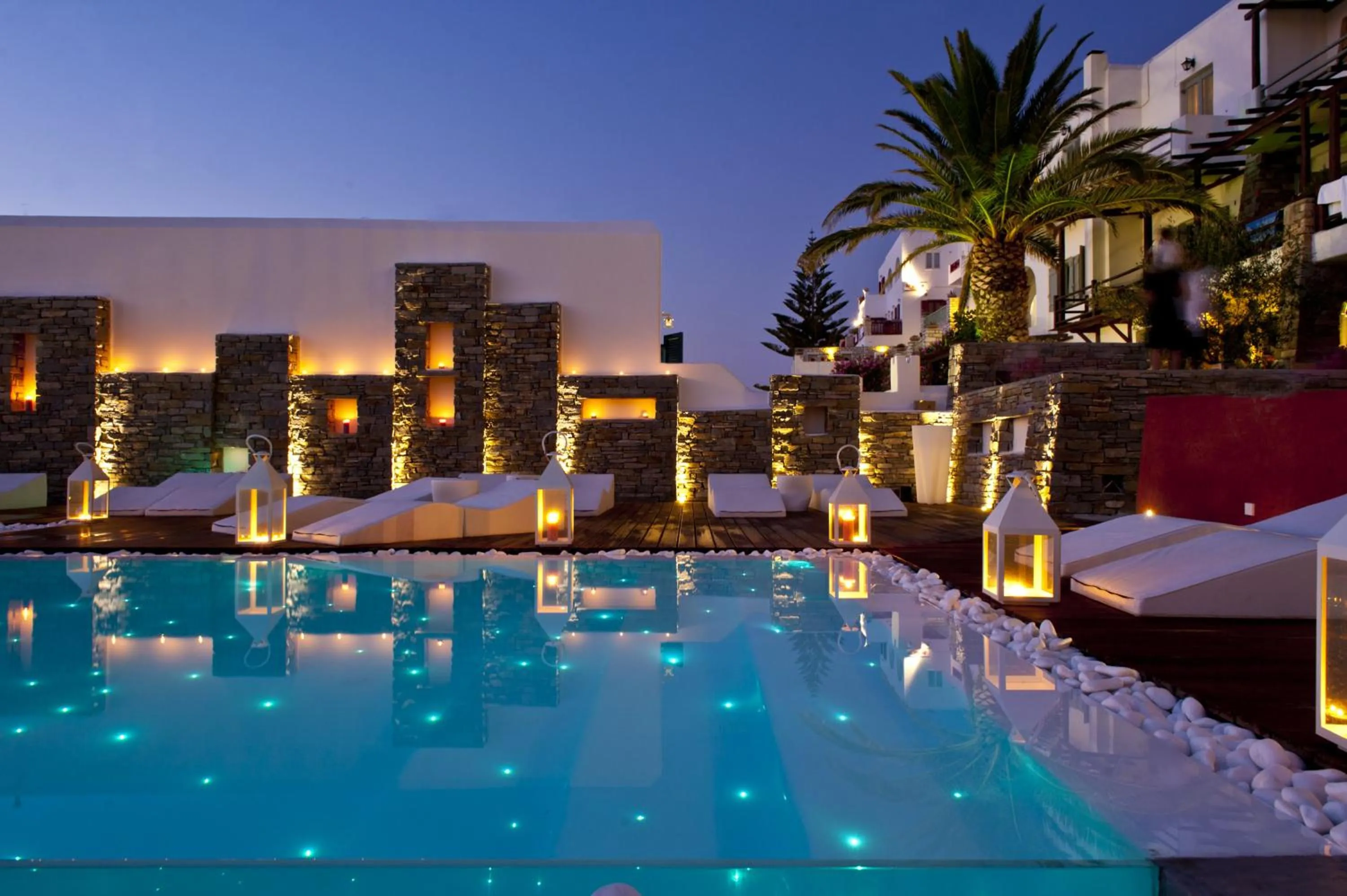 Swimming pool in Hotel Senia