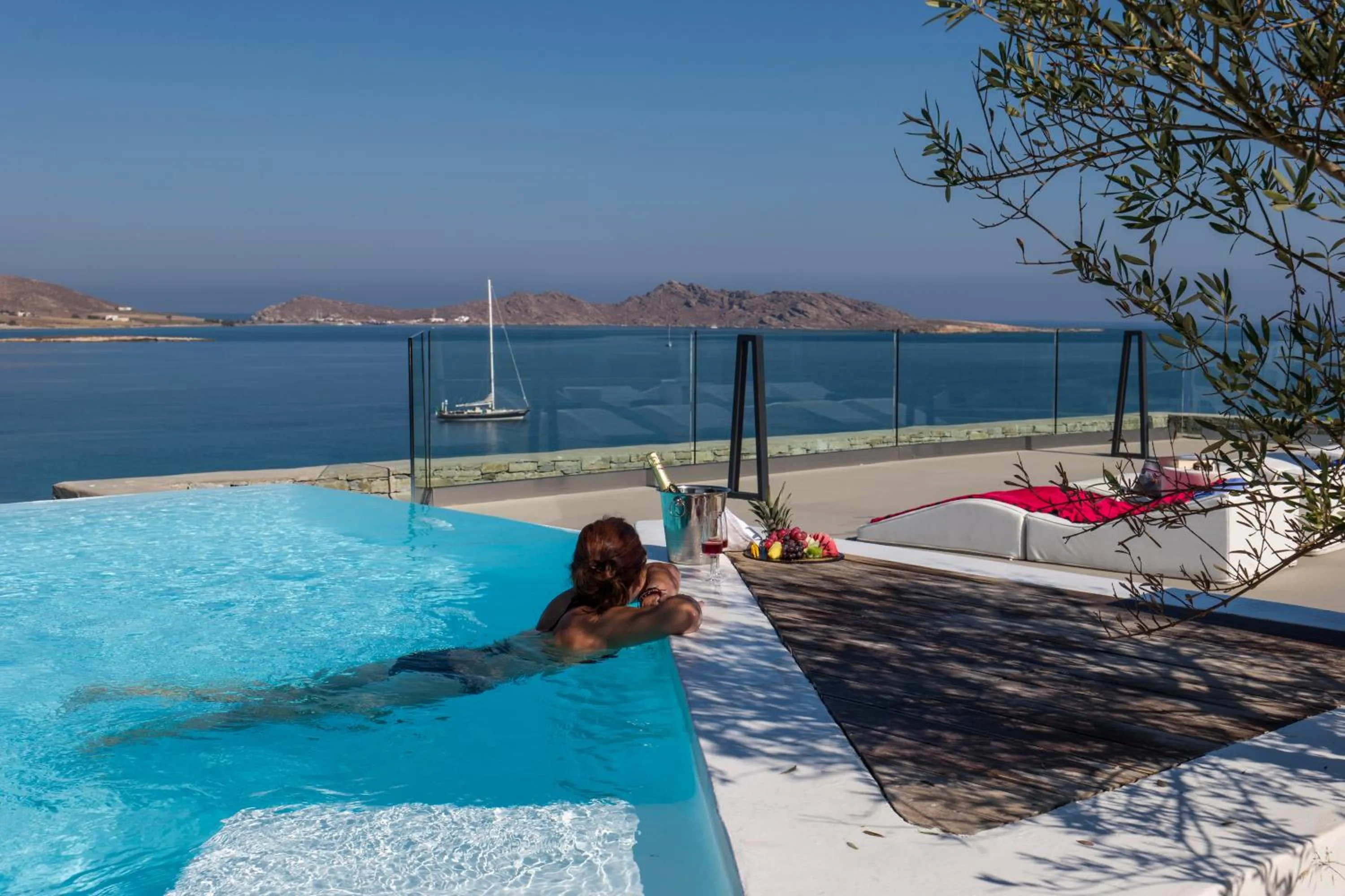 Swimming pool in Hotel Senia