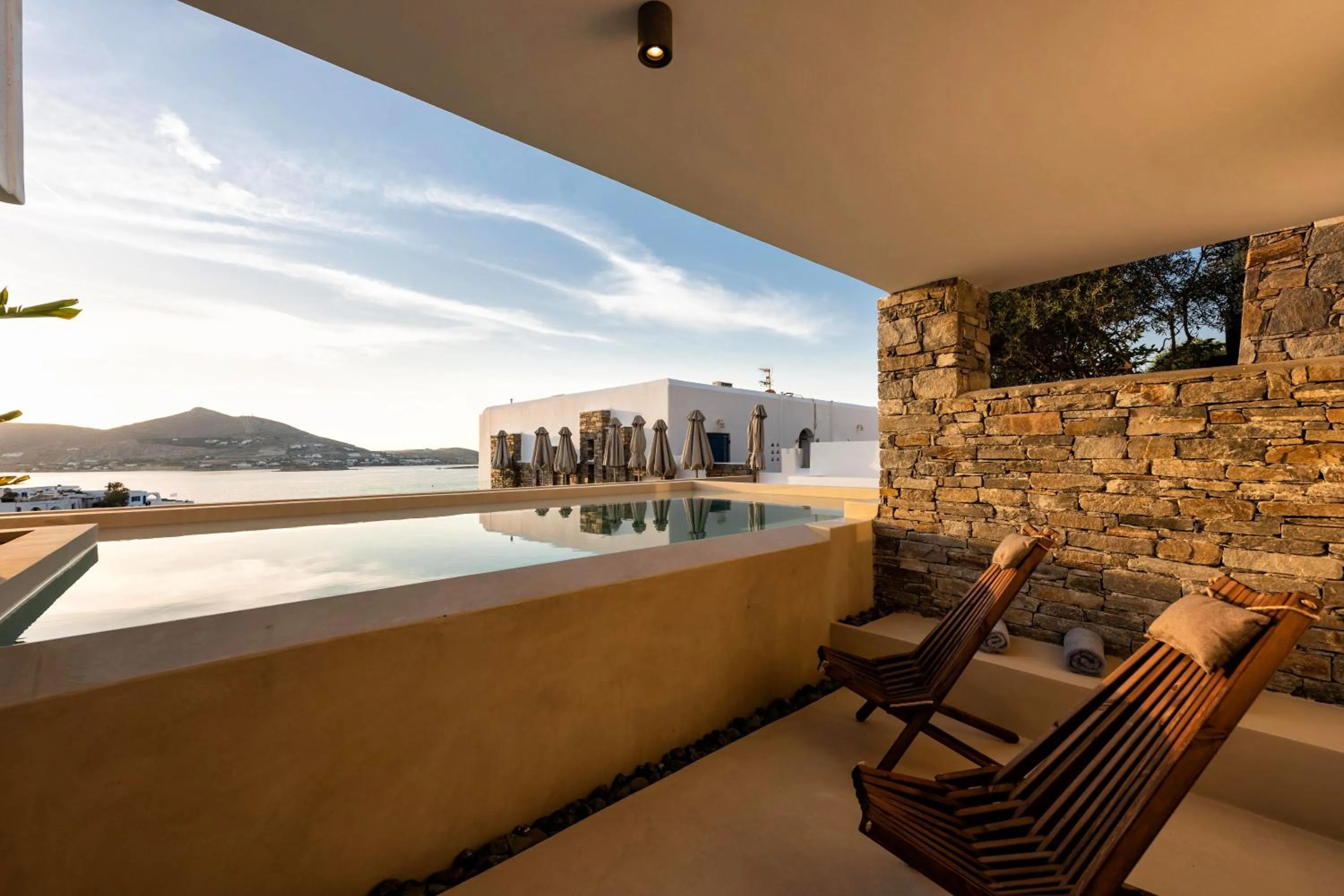 Swimming pool in Hotel Senia