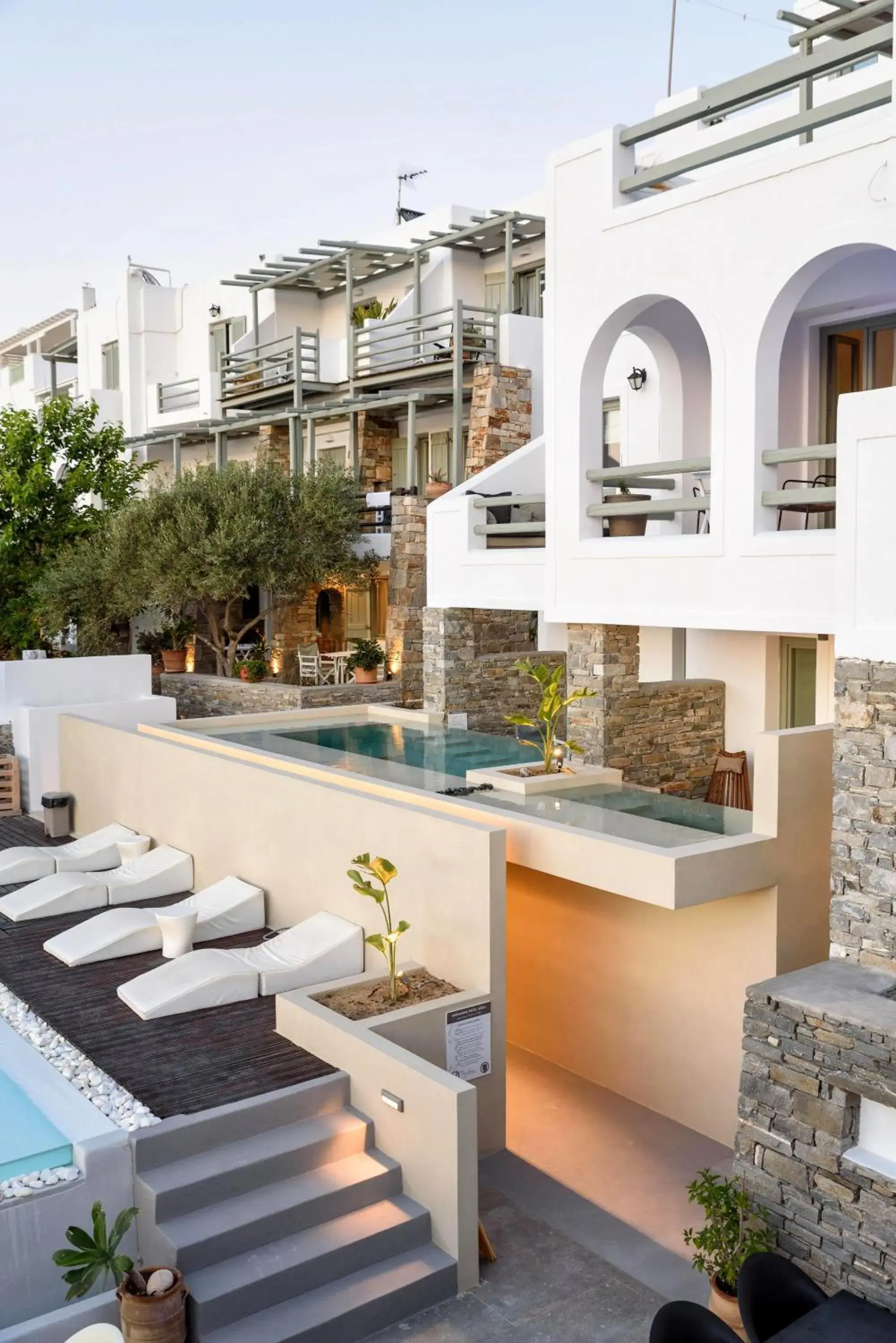 Property building in Hotel Senia Property building in Hotel Senia