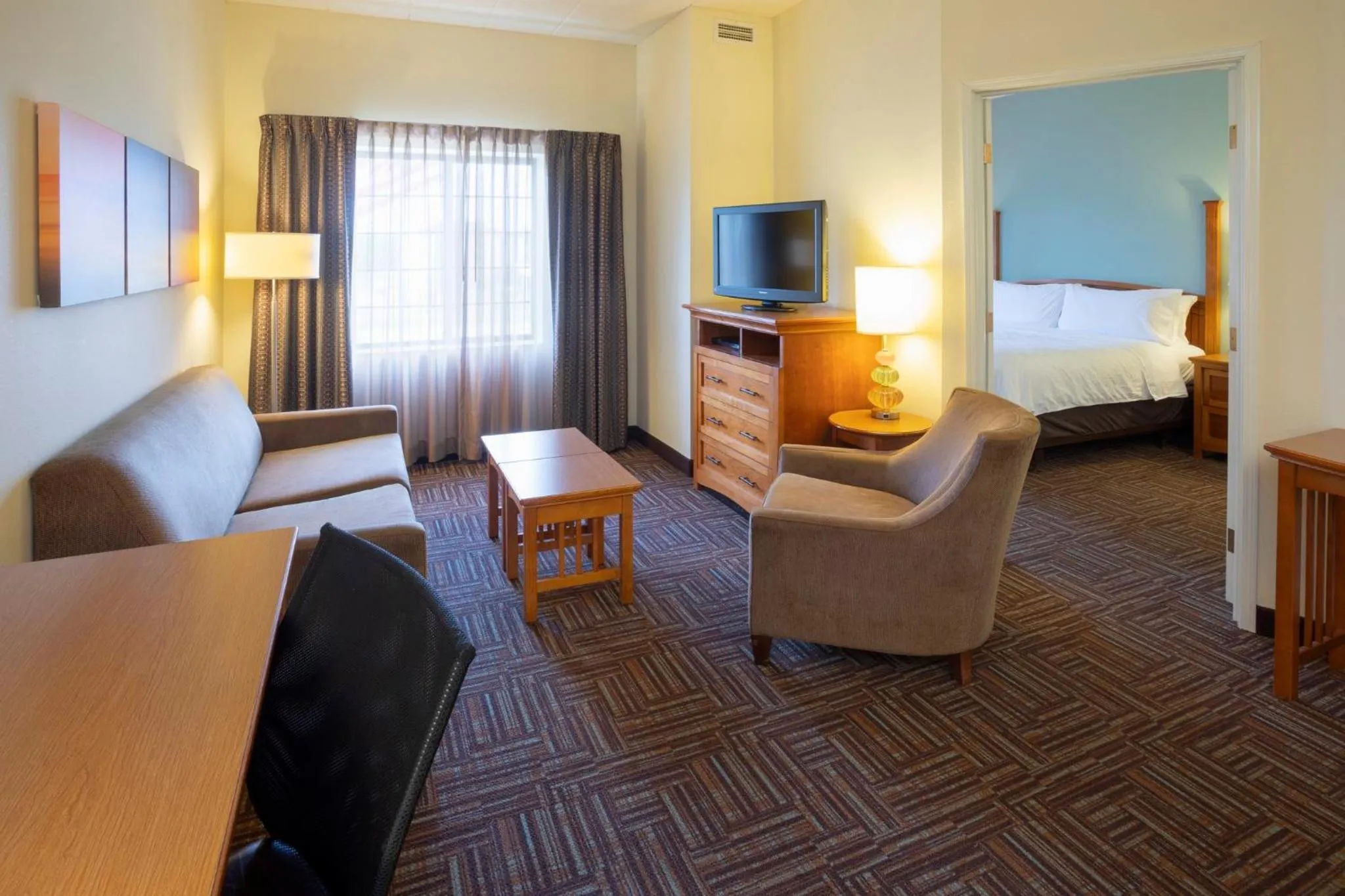 Photo of the whole room, Bed in Staybridge Suites Minneapolis-Bloomington by IHG