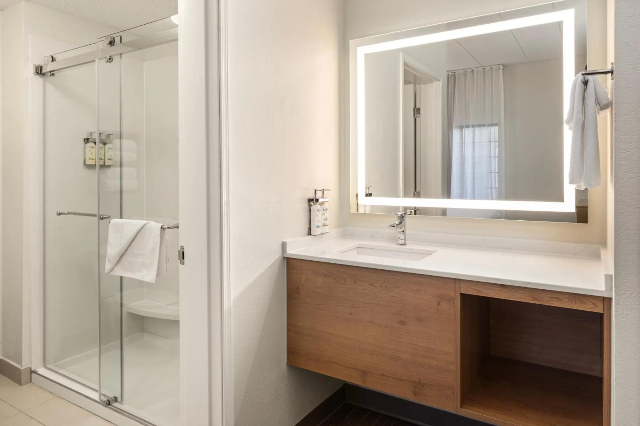 Bathroom in Staybridge Suites Minneapolis-Bloomington by IHG