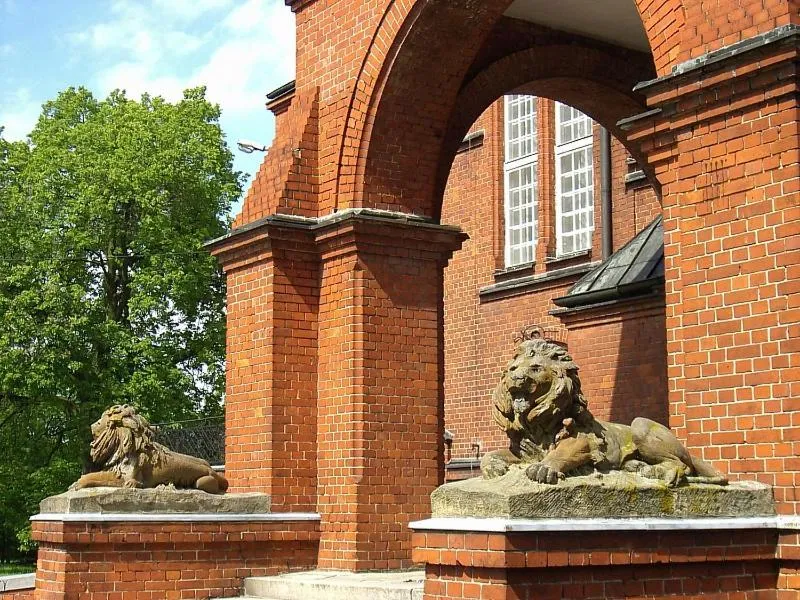 Pałac w Kobylnikach