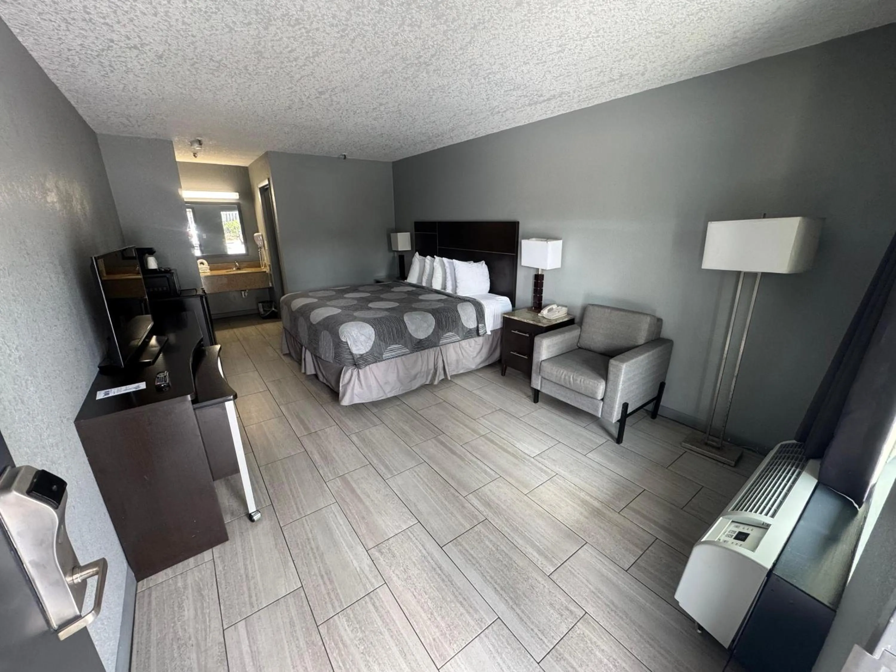 Bedroom, Bed in Budget Inn Sanford International Airport