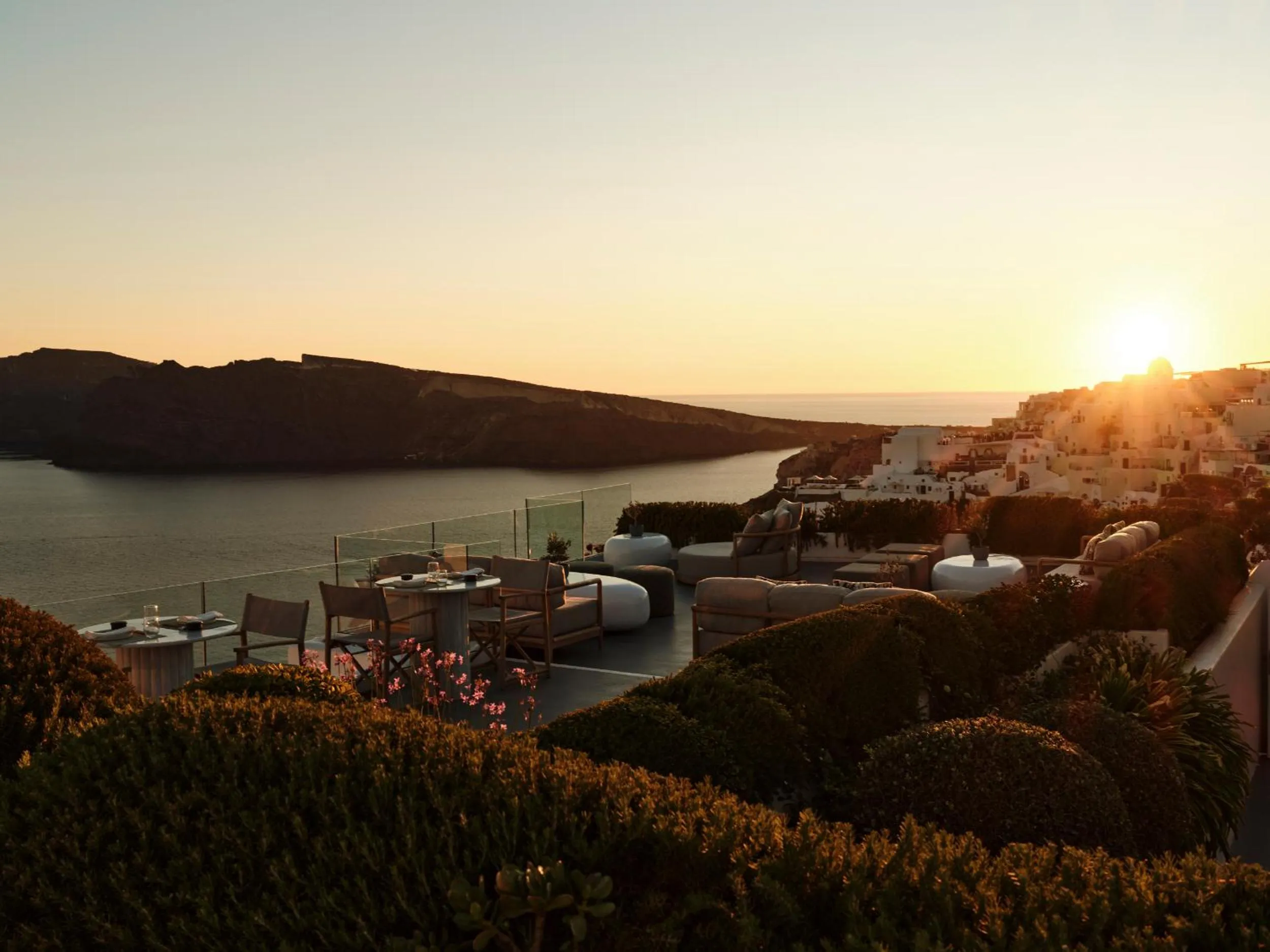 Restaurant/places to eat in Canaves Sunday