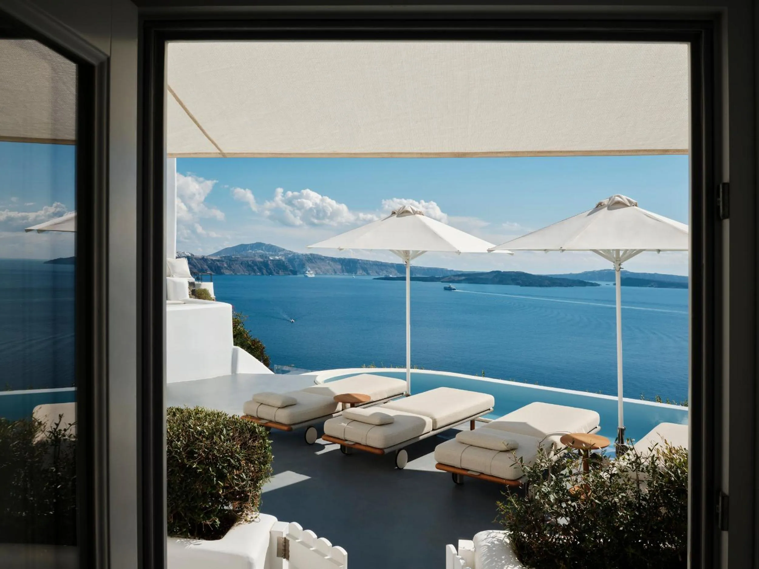 Sea view in Canaves Sunday