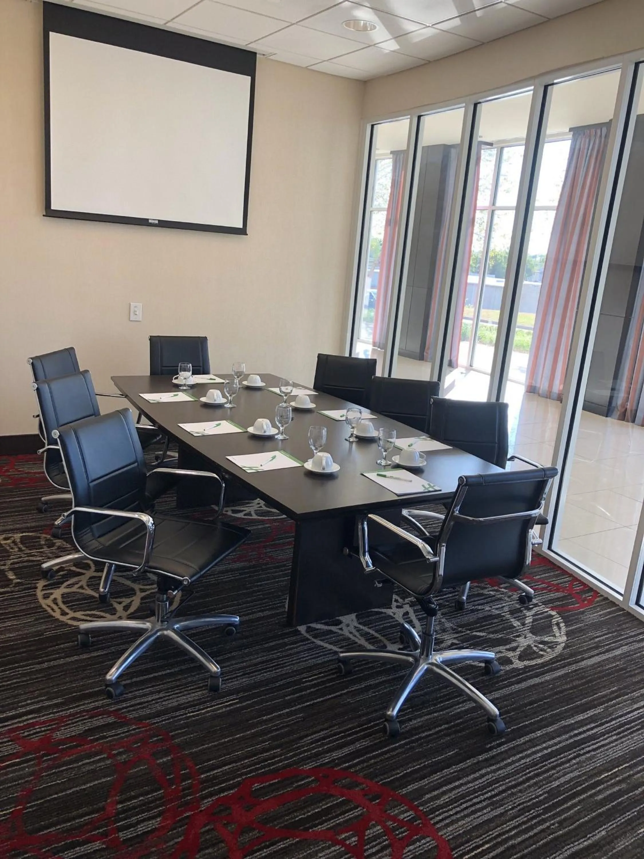 Meeting/conference room in Holiday Inn Louisville Airport - Fair/Expo by IHG