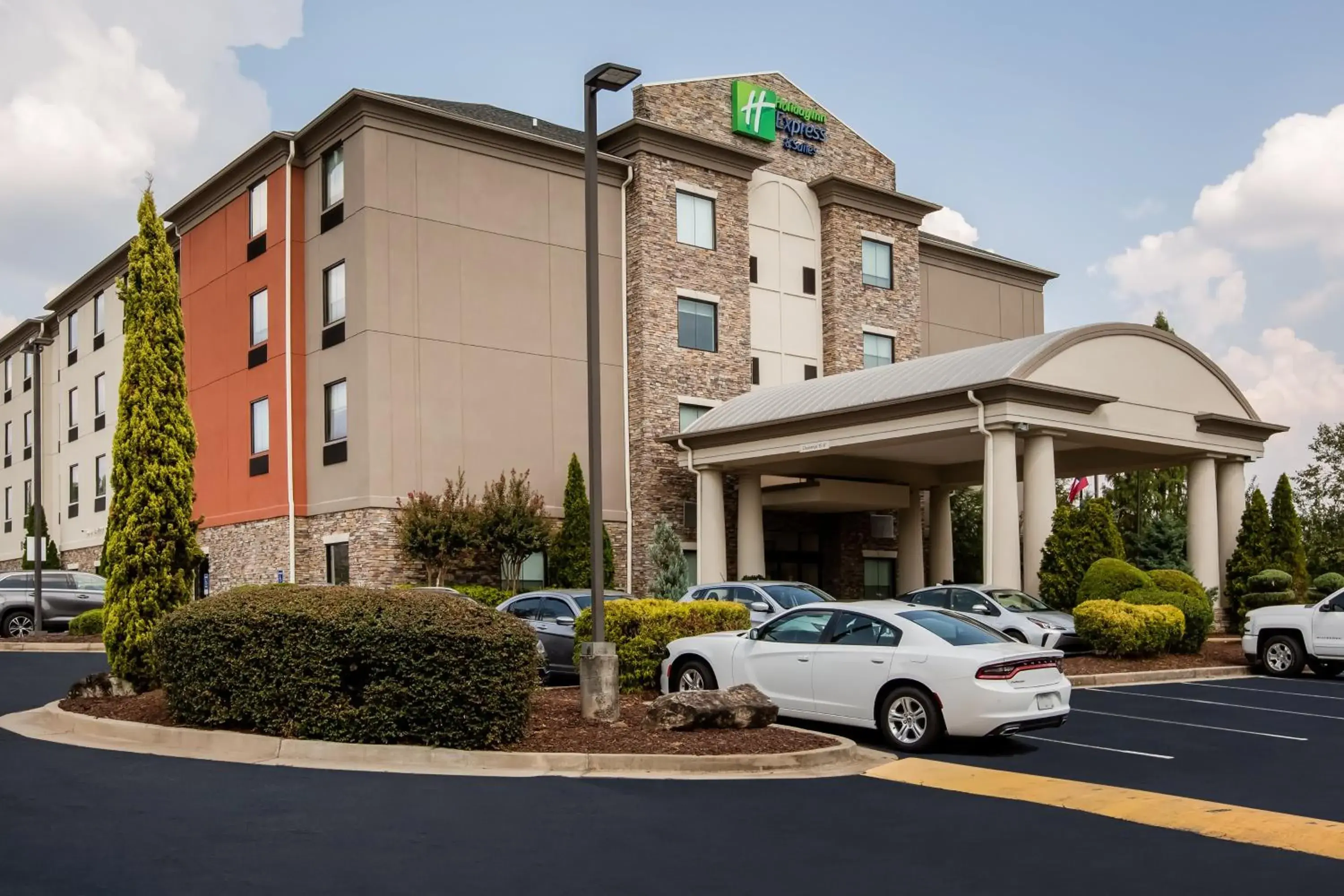 Property building in Holiday Inn Express & Suites Atlanta Southwest-Fairburn Property building in Holiday Inn Express & Suites Atlanta Southwest-Fairburn