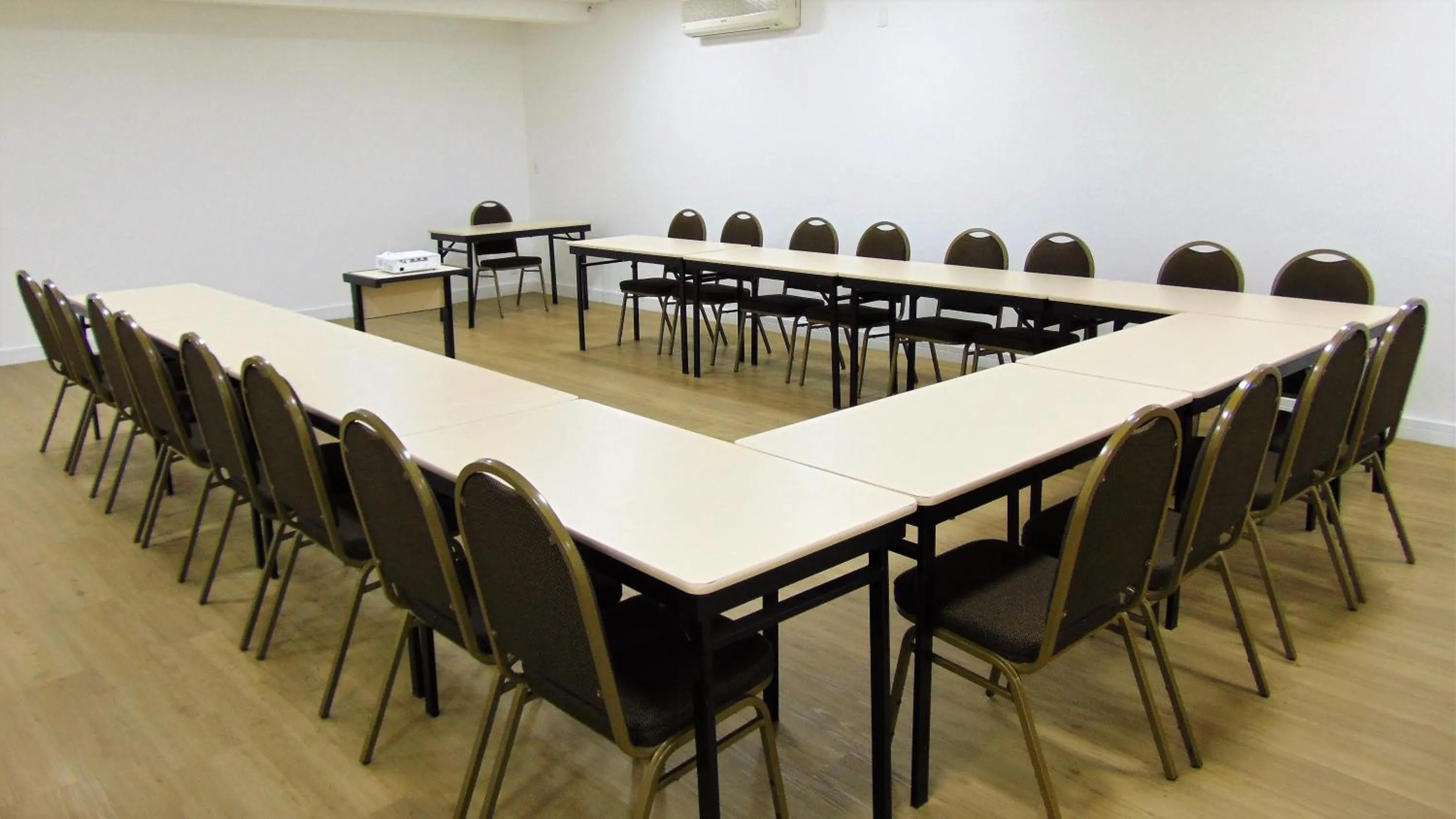 Banquet/Function facilities in Hotel Cristal Rio Claro