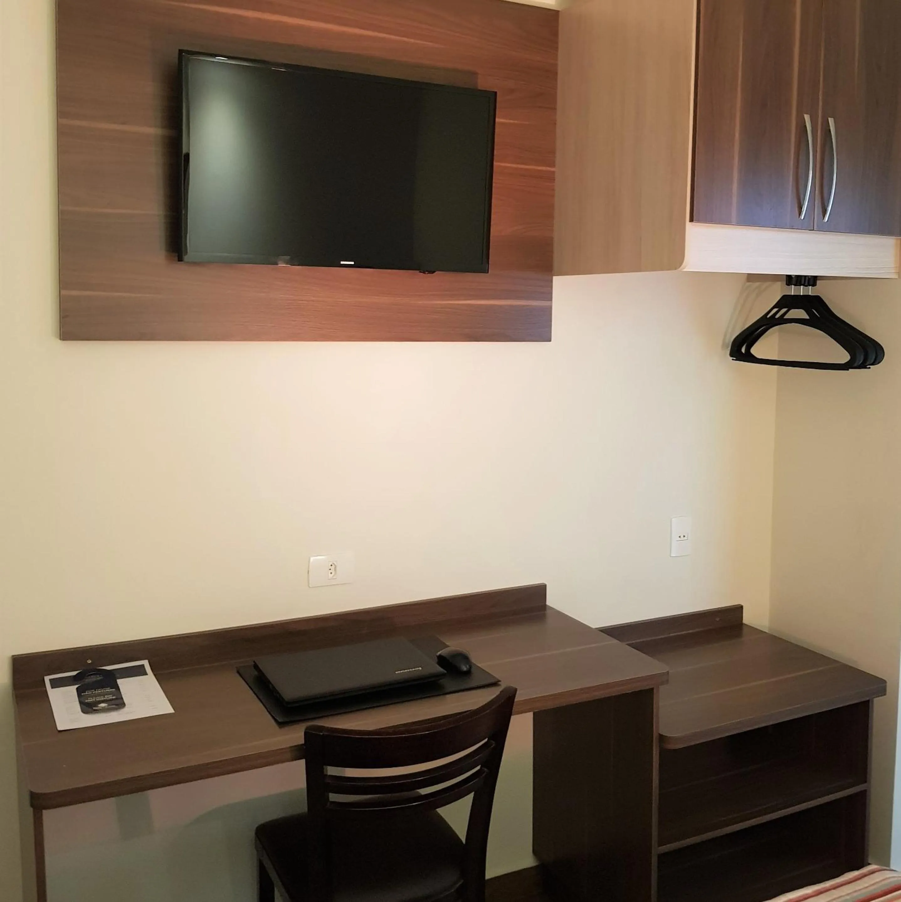 Photo of the whole room in Hotel Cristal Rio Claro