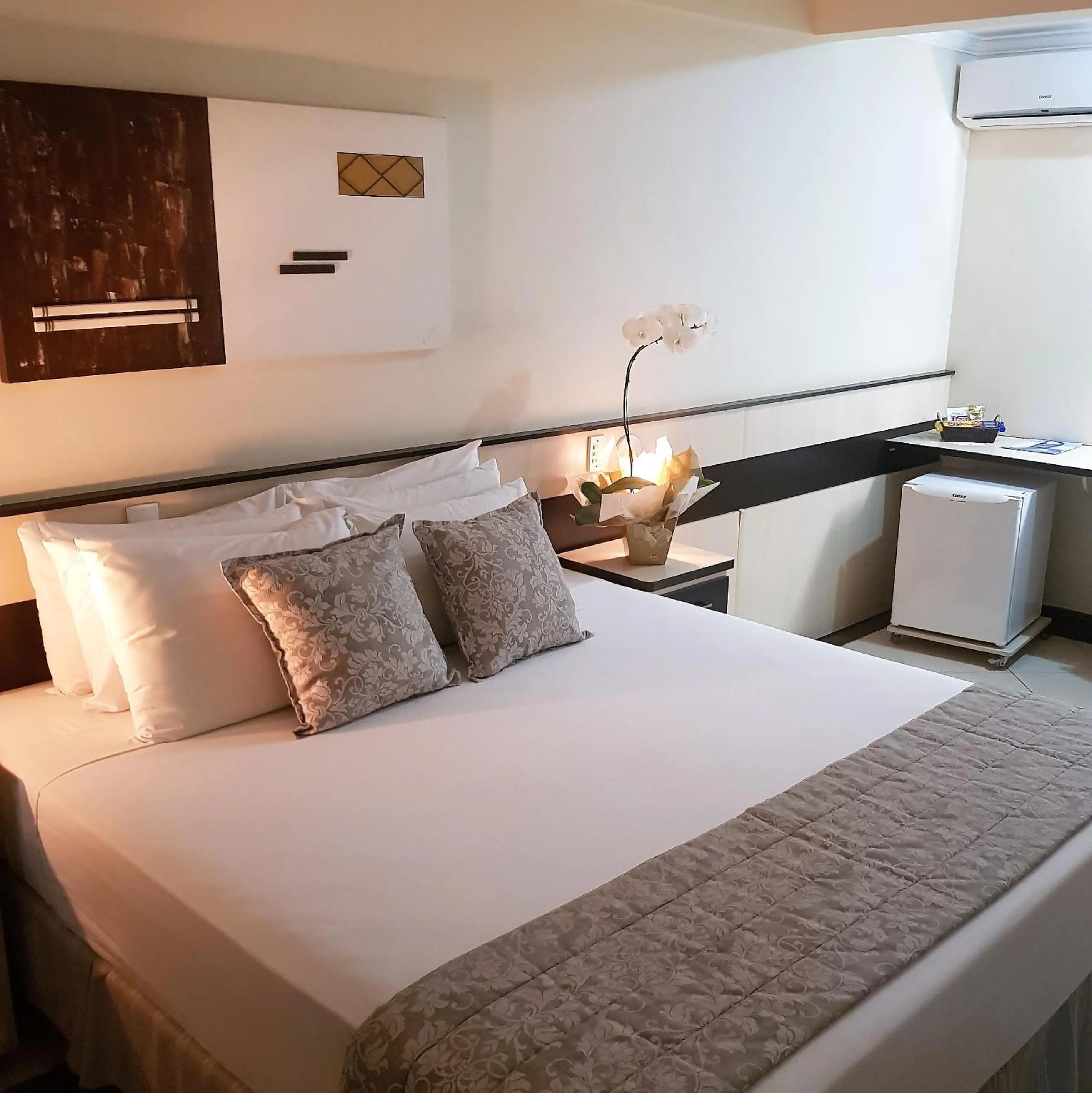 Bedroom, Bed in Hotel Cristal Rio Claro