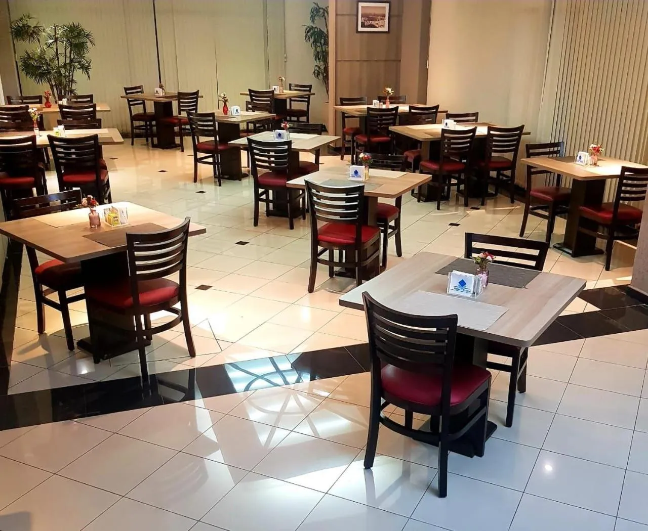 Restaurant/places to eat in Hotel Cristal Rio Claro