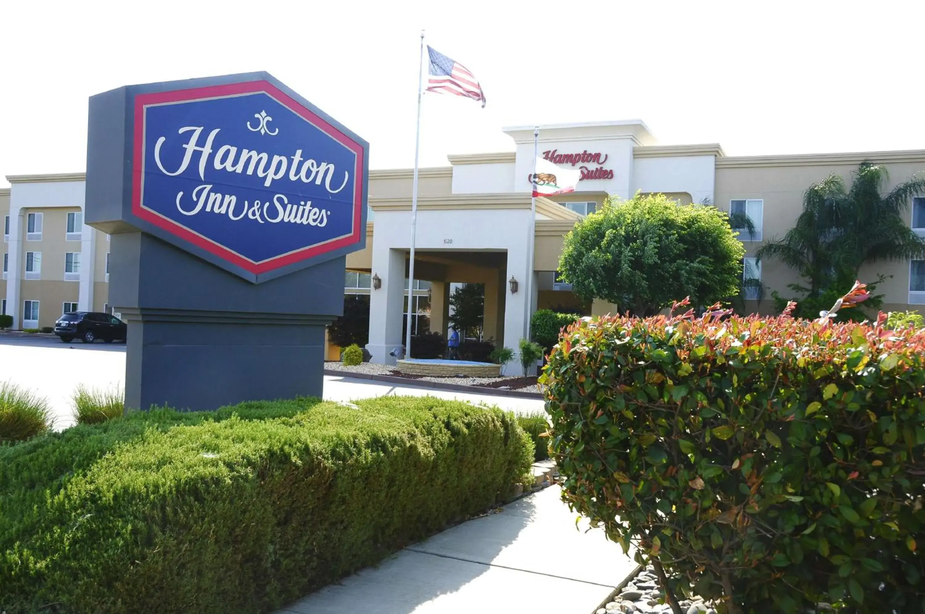 Property building in Hampton Inn & Suites Red Bluff Property building in Hampton Inn & Suites Red Bluff